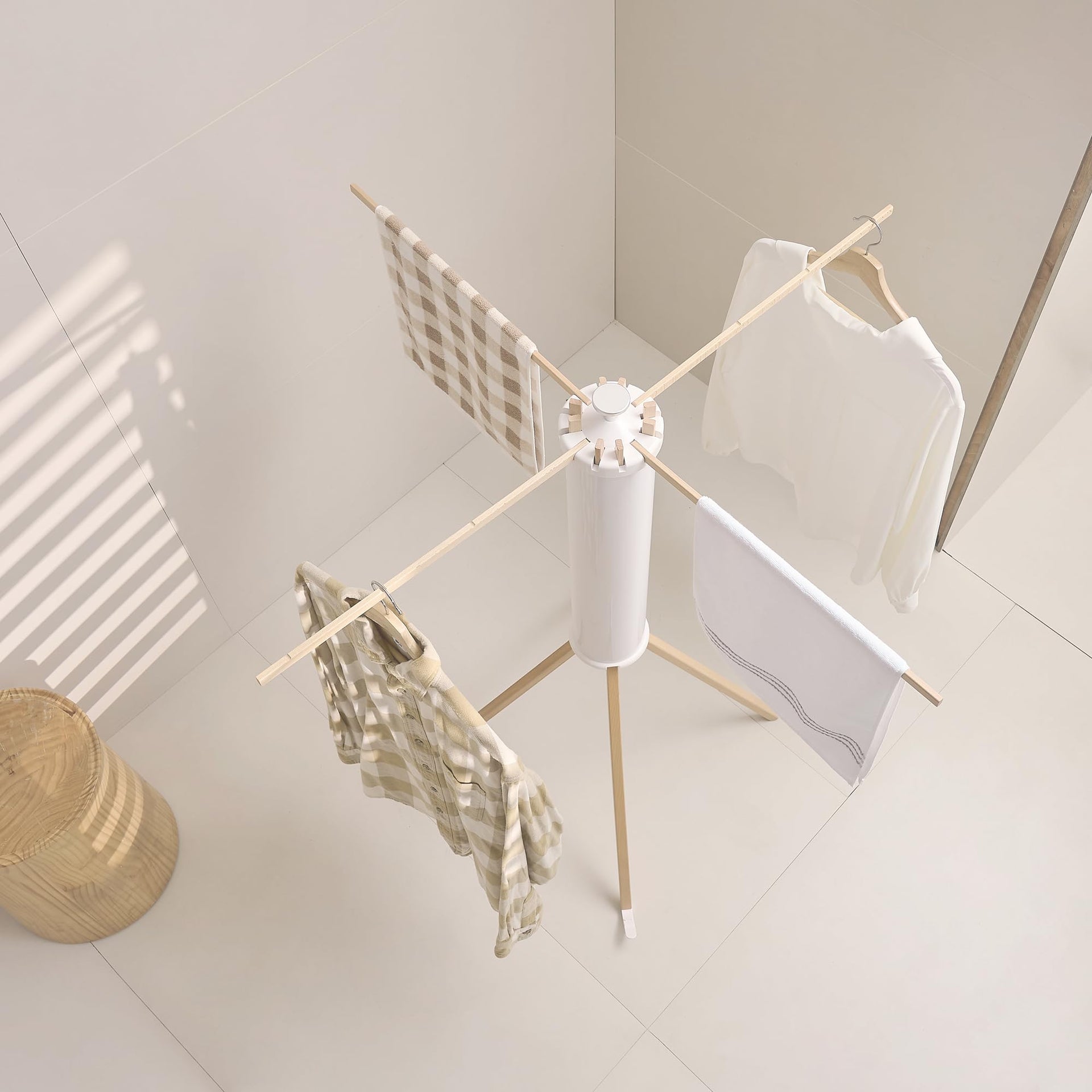 Four Legs Clothes Drying Rack