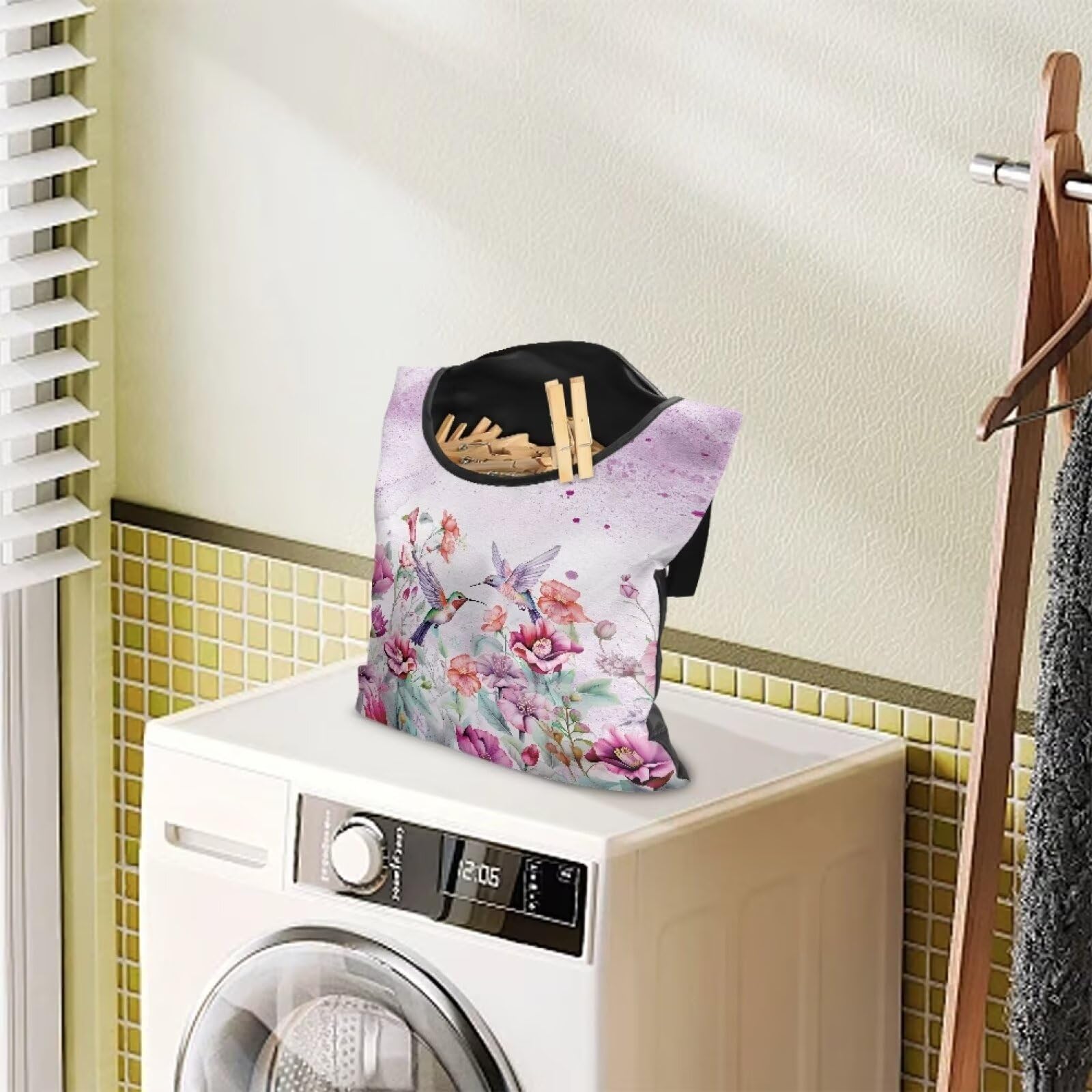 Hummingbird Adjustable Door