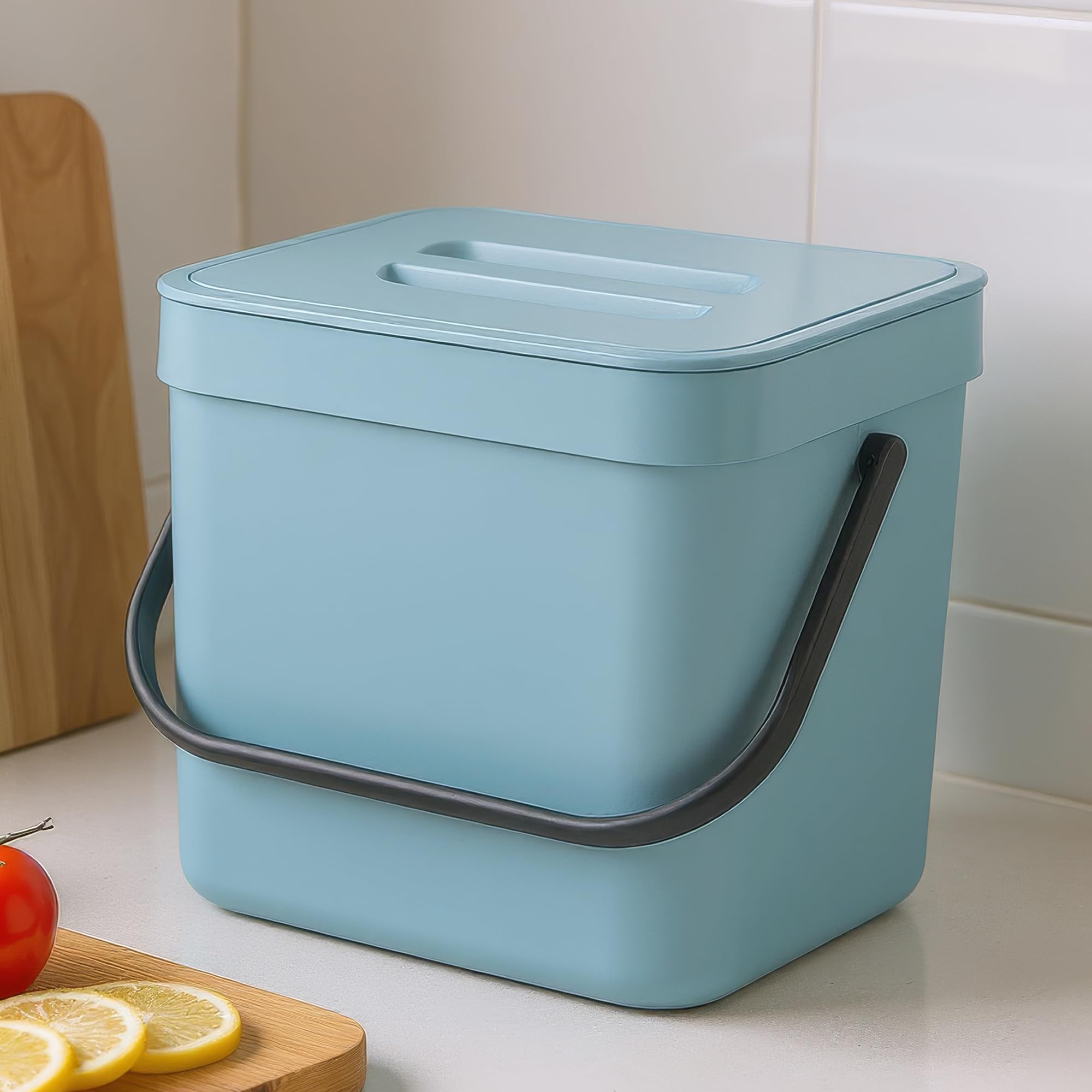 1.8 Gal Hanging Trash Can with Lid