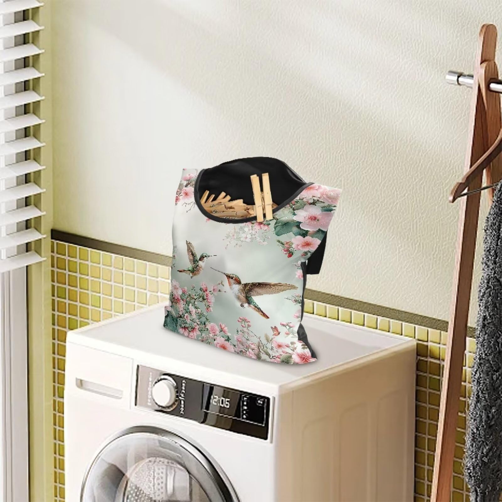Hummingbird Clothespin Bags with Hanging Rope Space