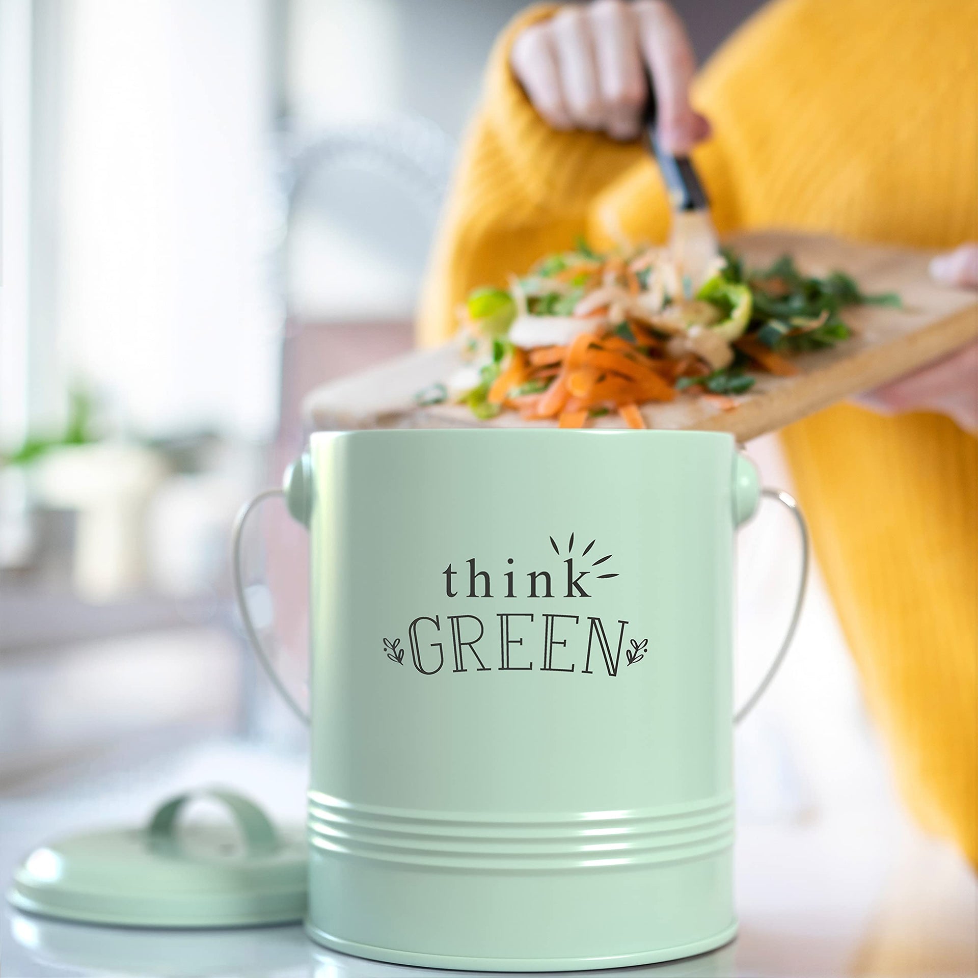 1.2 Gallon Kitchen Counter Compost Bin with Lid