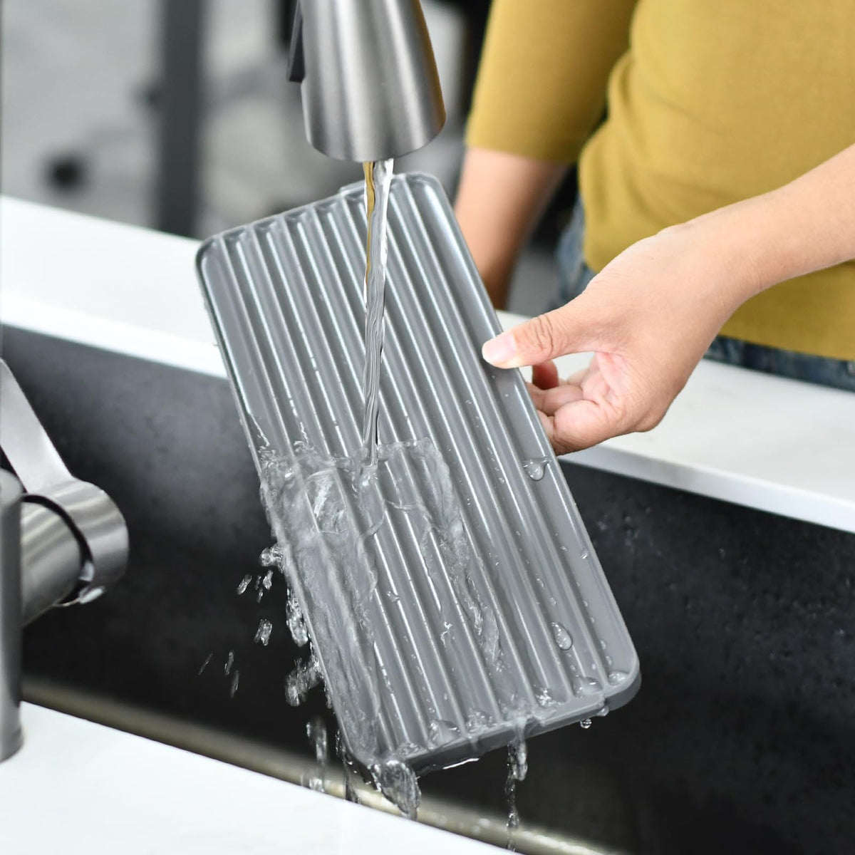 Bottle & Cup Drying Rack with Drain Tray