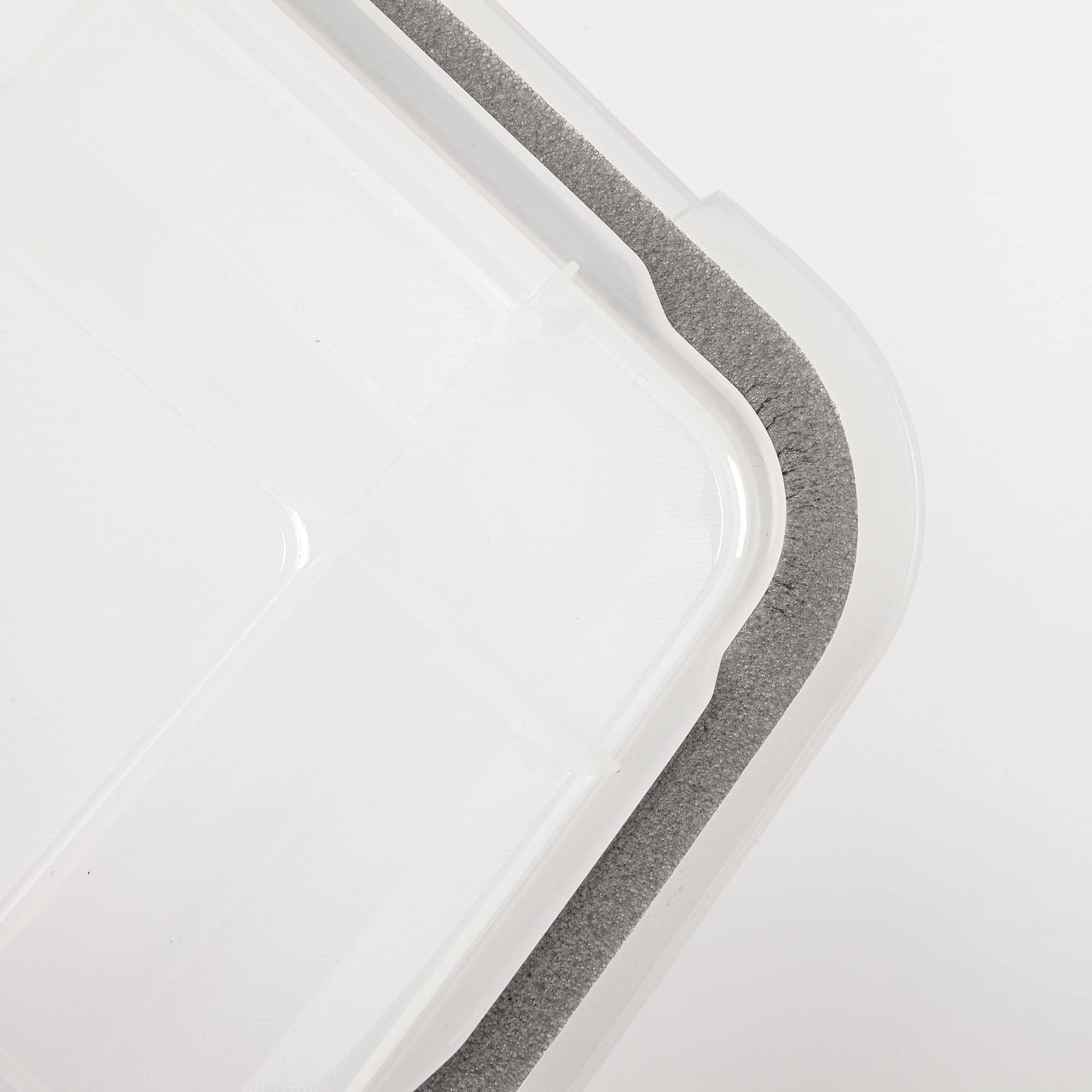 46 Quart WEATHERPRO Plastic Storage Box with Durable Lid and Seal and Secure Latching Buckles