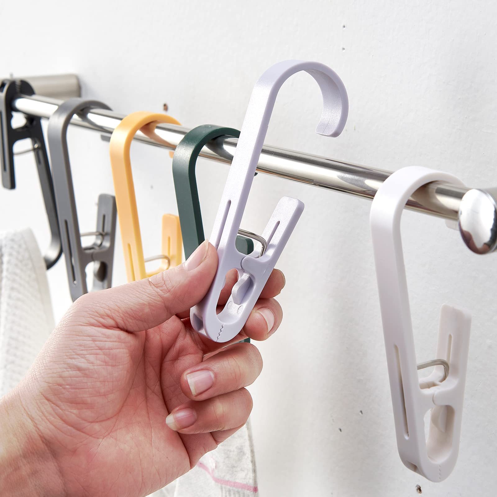 Large Clothes Pins Towel Clips (8 Count)