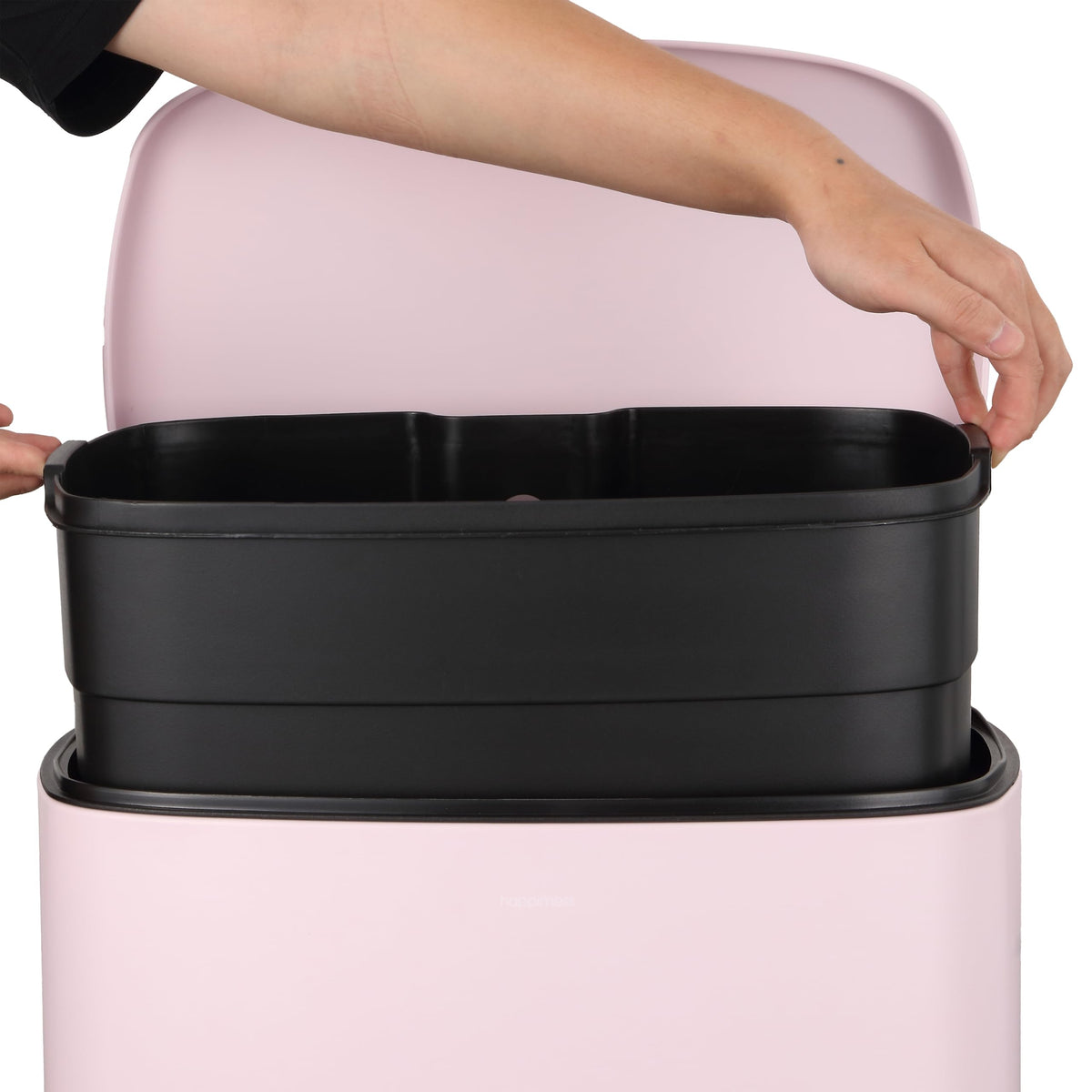 Curtis 8 Gal Step Trash Can Soft Close 25"