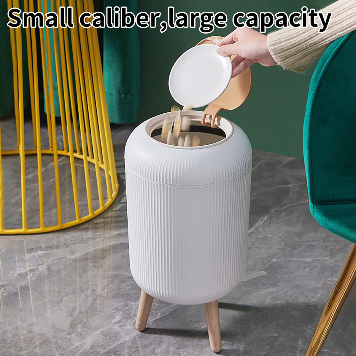 Trash Can With Lid for Bathroom