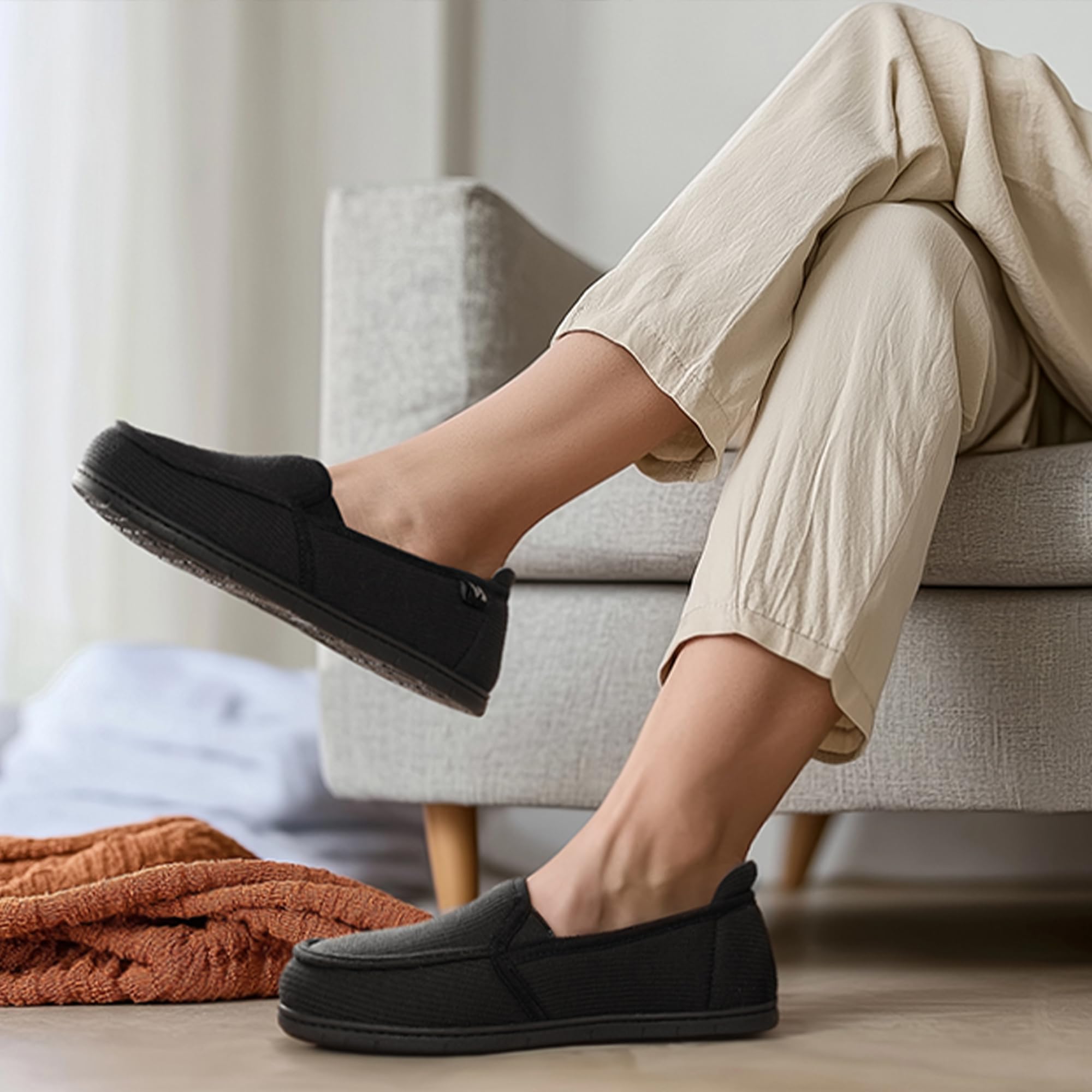Women's Two Tone Hoodback Slipper with Removable Insole