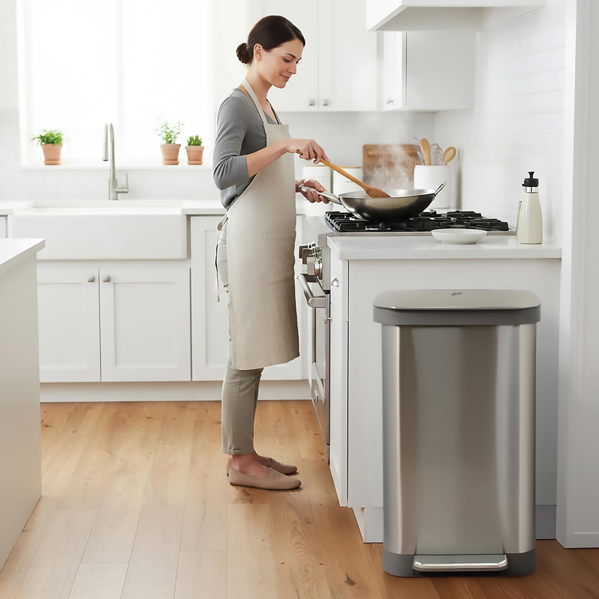 All Brushed Stainless Steel Trash Can