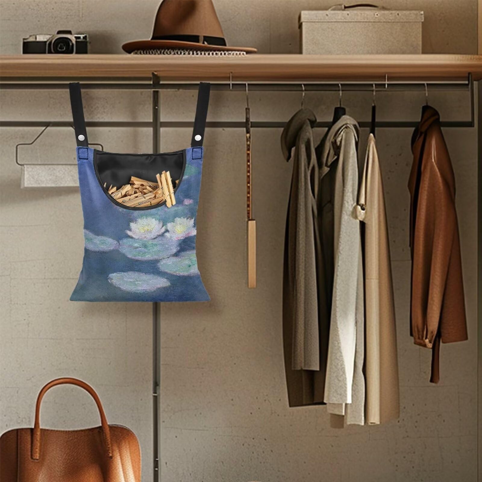 Outdoor Clothespin Storage Bag with Windproof Design