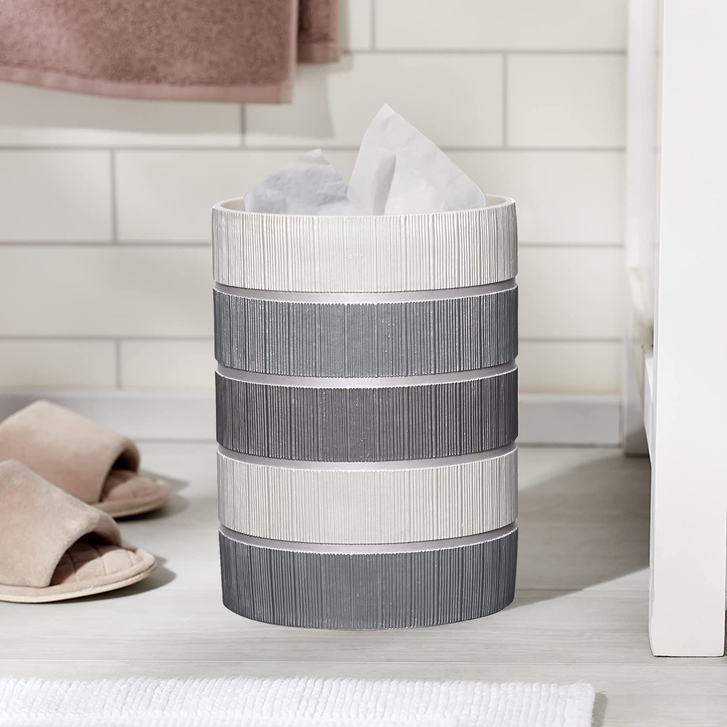 Decorative Trash Can for Bathroom