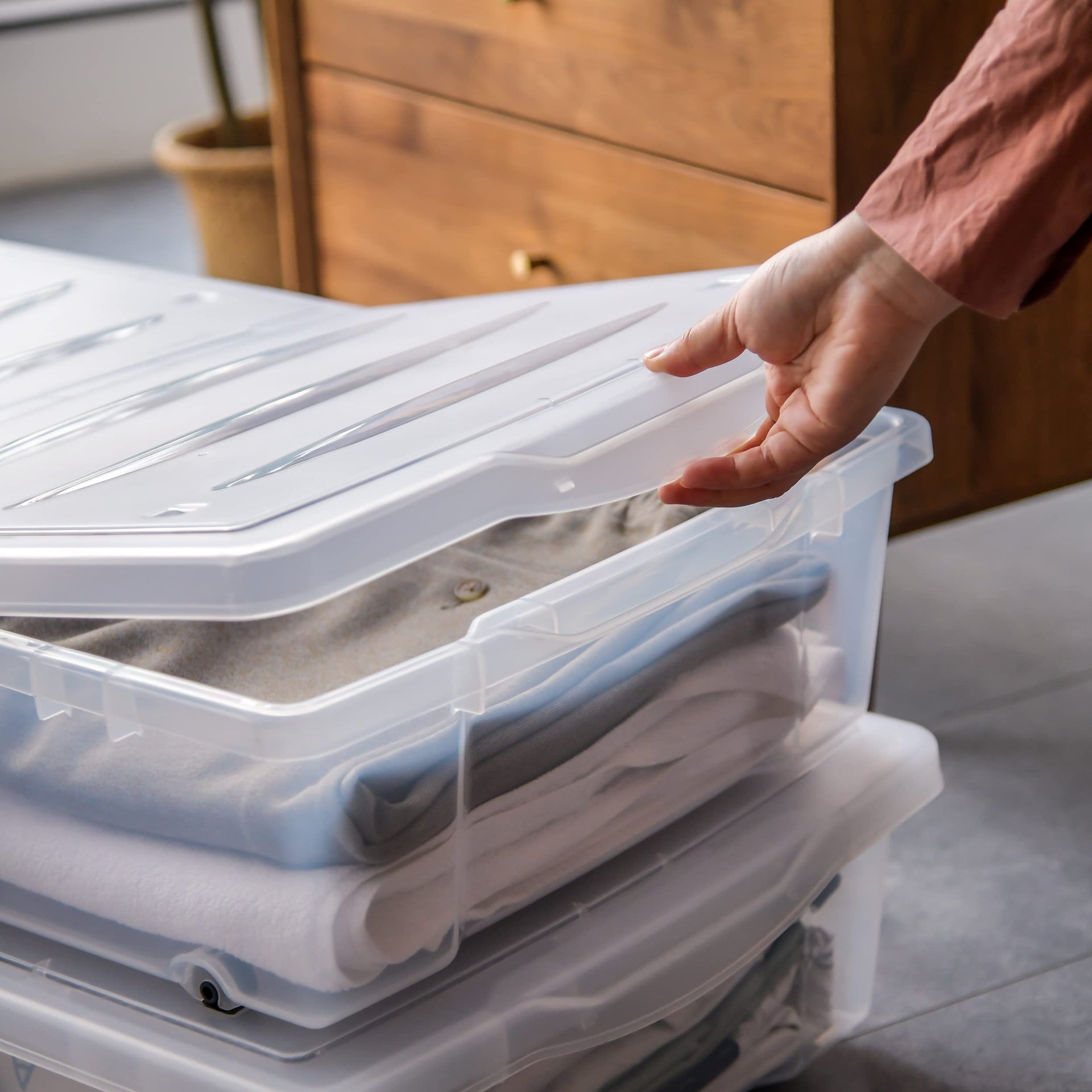57 QT Plastic Storage Bins with Double (2 Count)