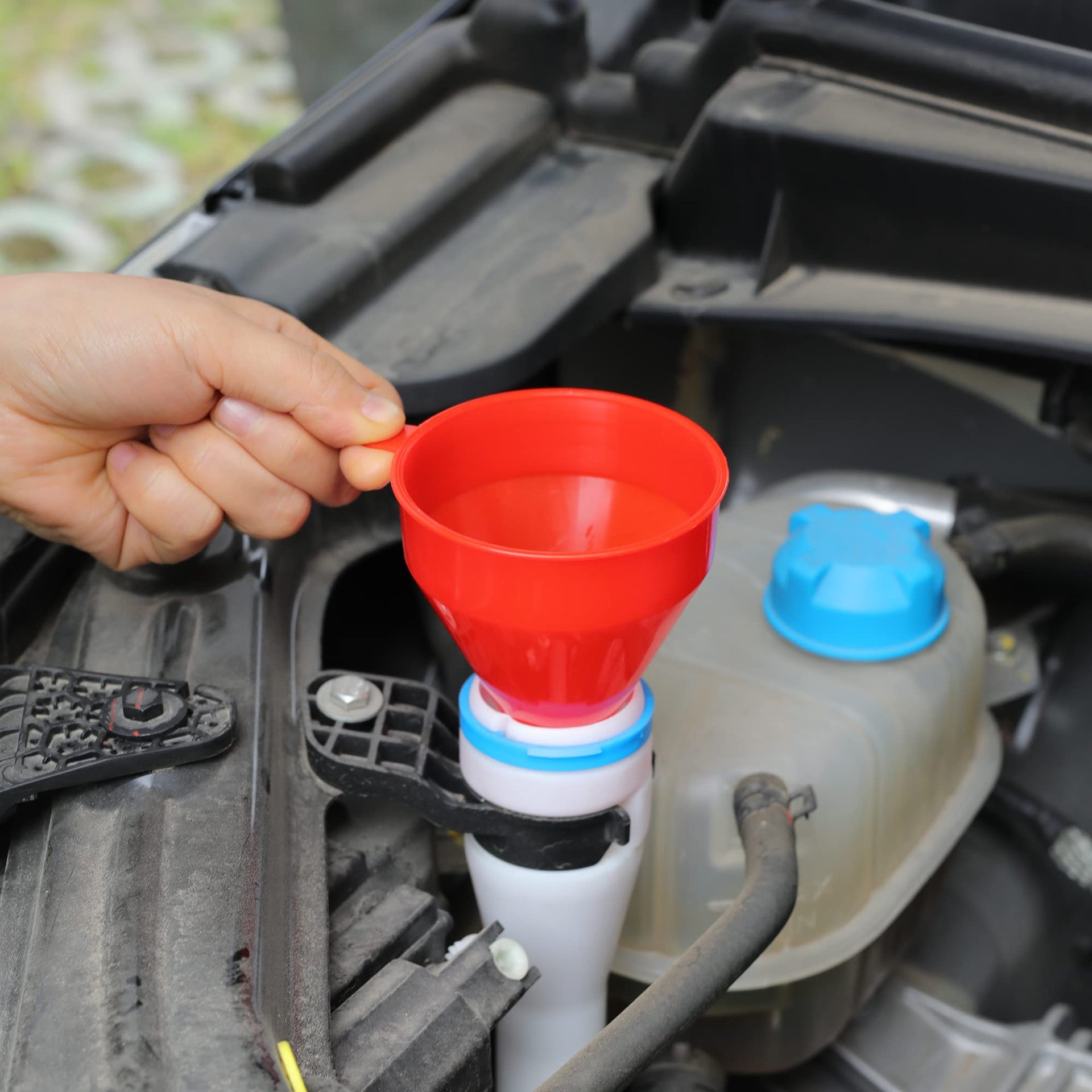 Flexible Fuel Funnel with Long Hose Plastic Small Wide Mouth Filling Funnel Car Funnel for Engine Oil Gas Fuel Gasoline Diesel Water Fluid Liquid Transmission Red (2 Count)