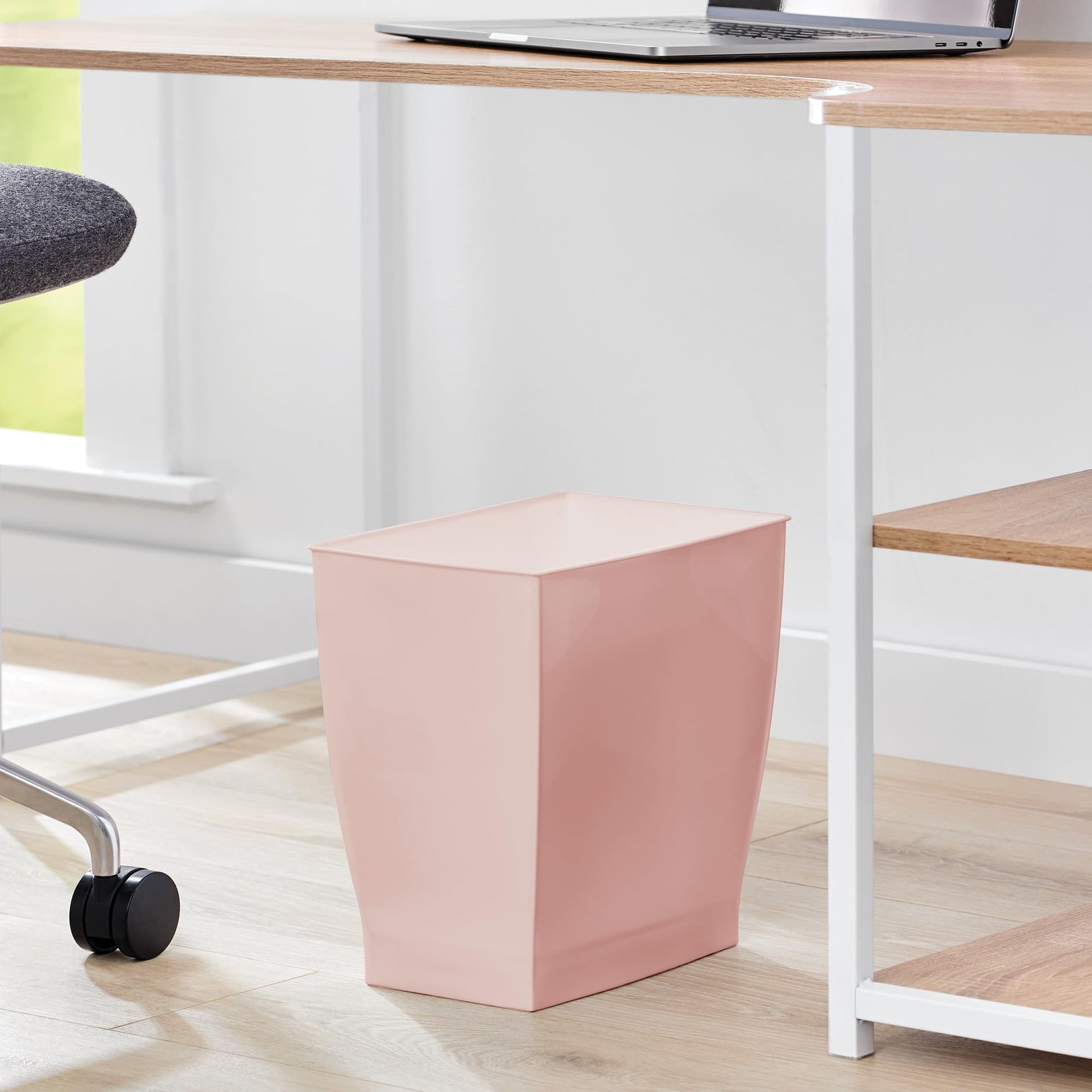 Small Plastic Bathroom Trash Can