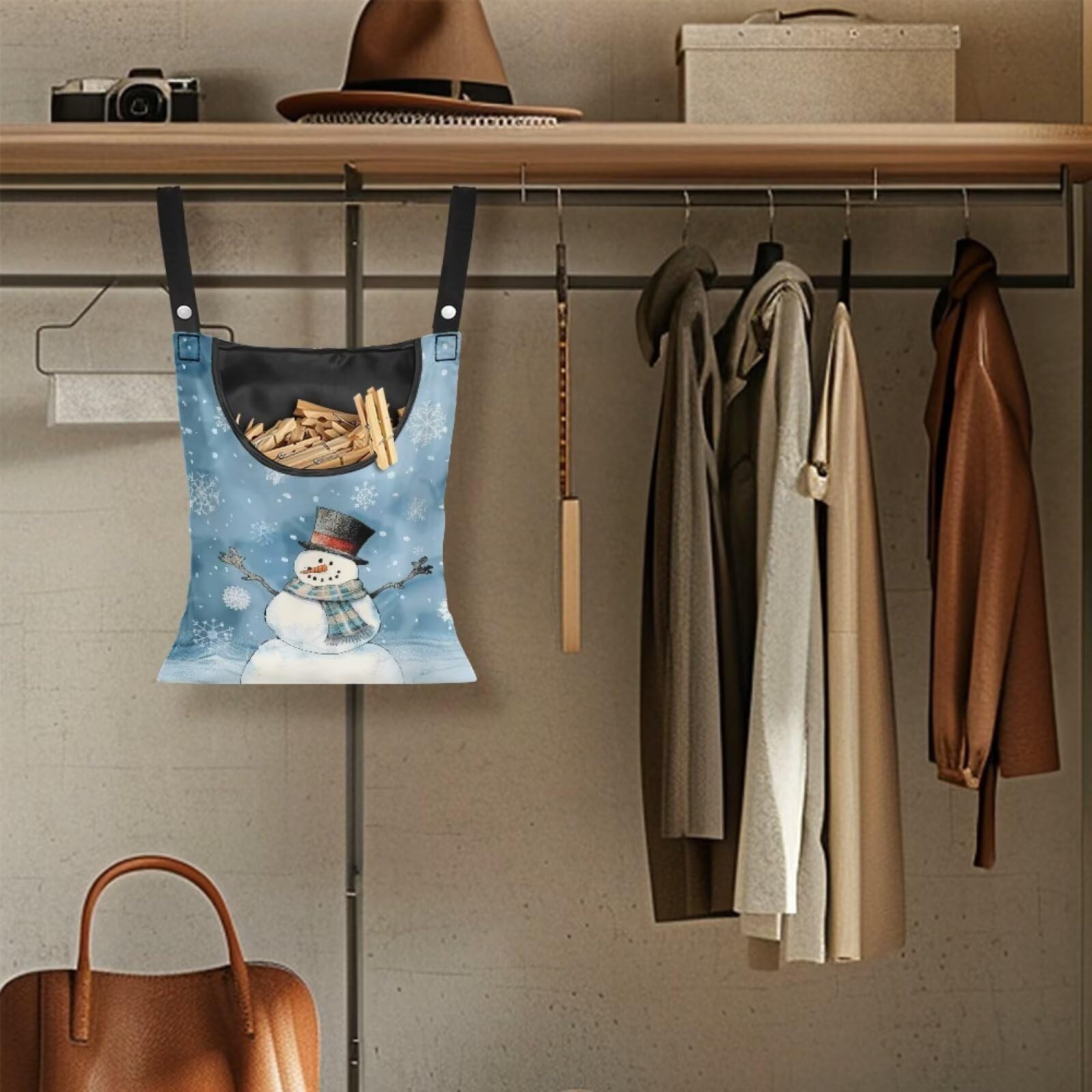 Snowman Clothespin Bag Blue Clothes Pin Hanging Bag with Hanging Hook 12 x 14.6 Inch Laundry Clothes Pin Holder Waterproof Clothespins Hanging Bags Clothespin Storage