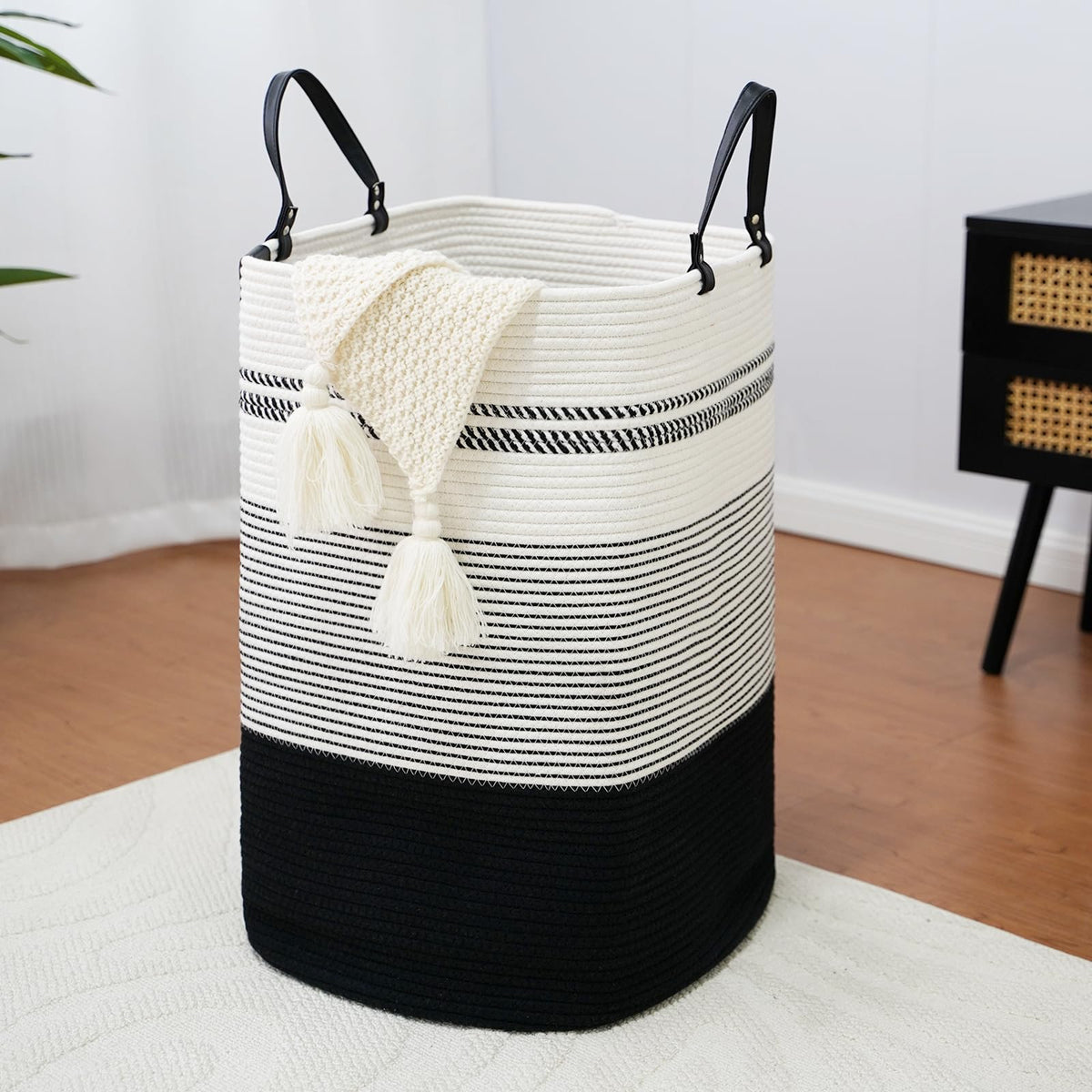 100L Nursery Hamper (69.76 Ounce)