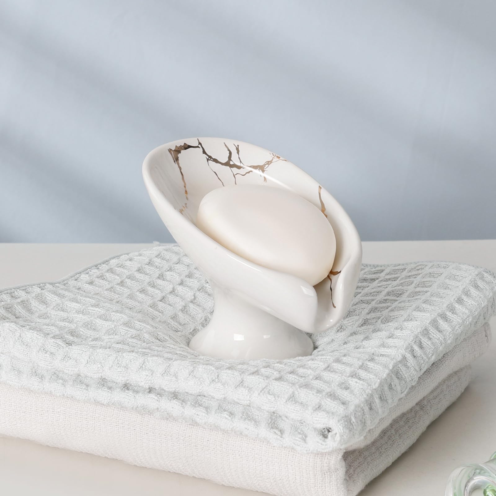 Soap Dish Soap Holder Self Draining Leaf Shape Soap Dishes