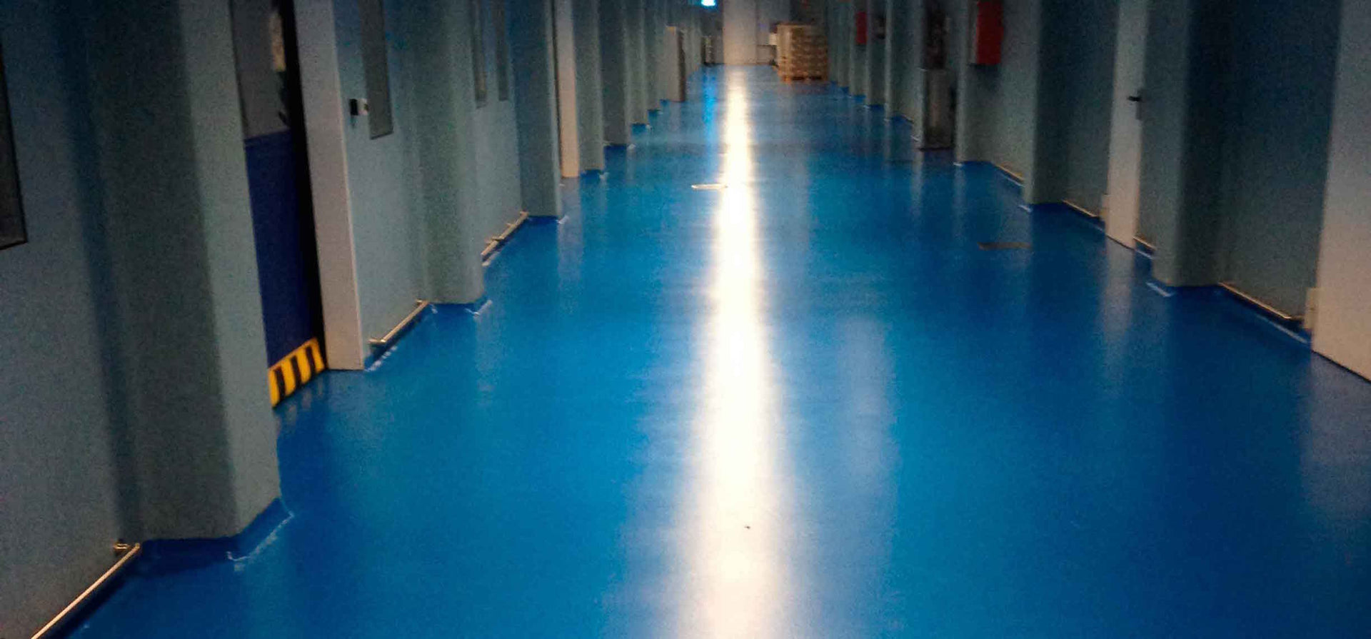 10006 Dark Blue Epoxy Resin Coating Made with Beautiful and Vibrant Pigments