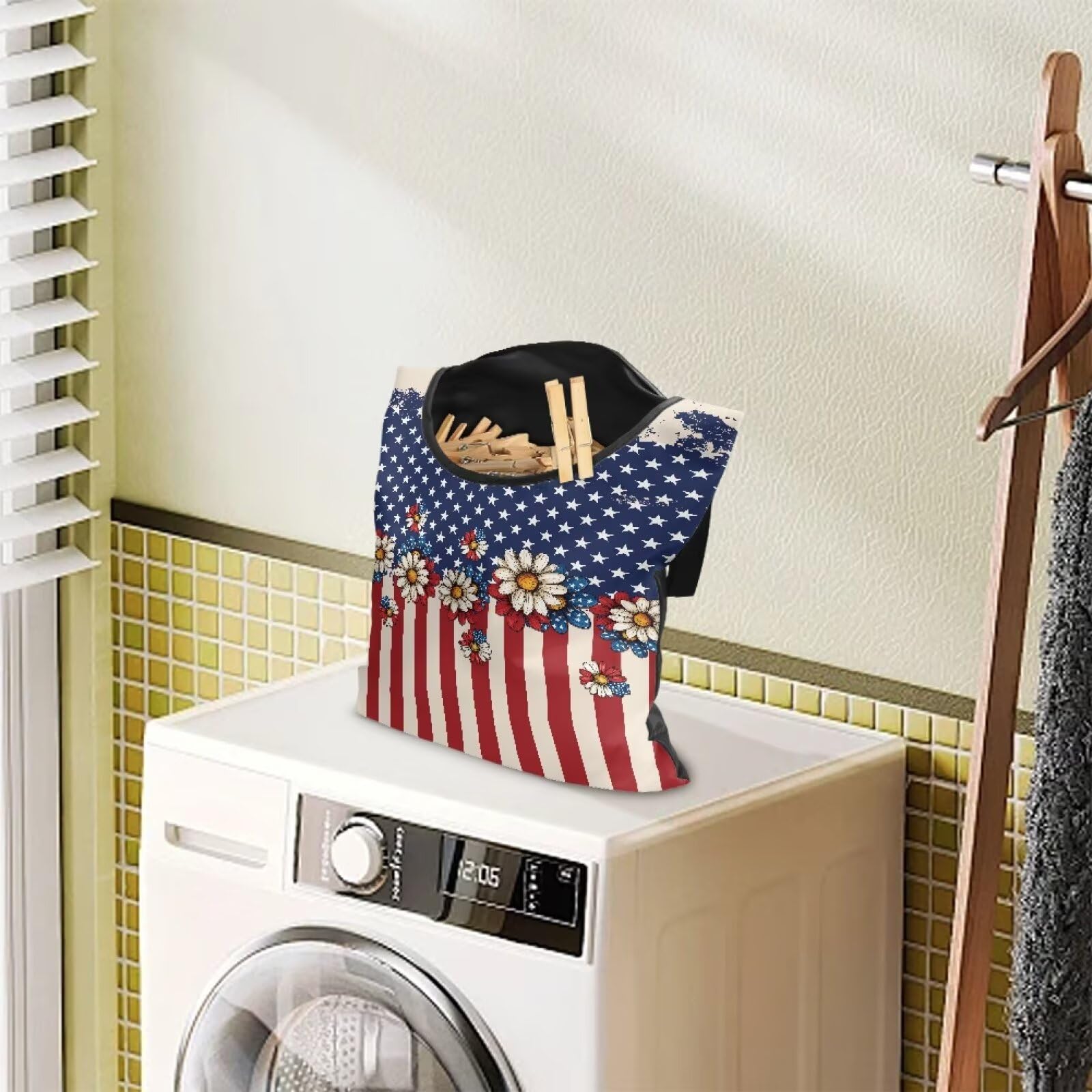 American Flag Clothes Pin Bag Floral Poeny Clothes Pin Hanging Bag Fashion Clothespin Organizer Bag Portable Clothespin Storage with Large Opening Clothespins Storage for Small Items