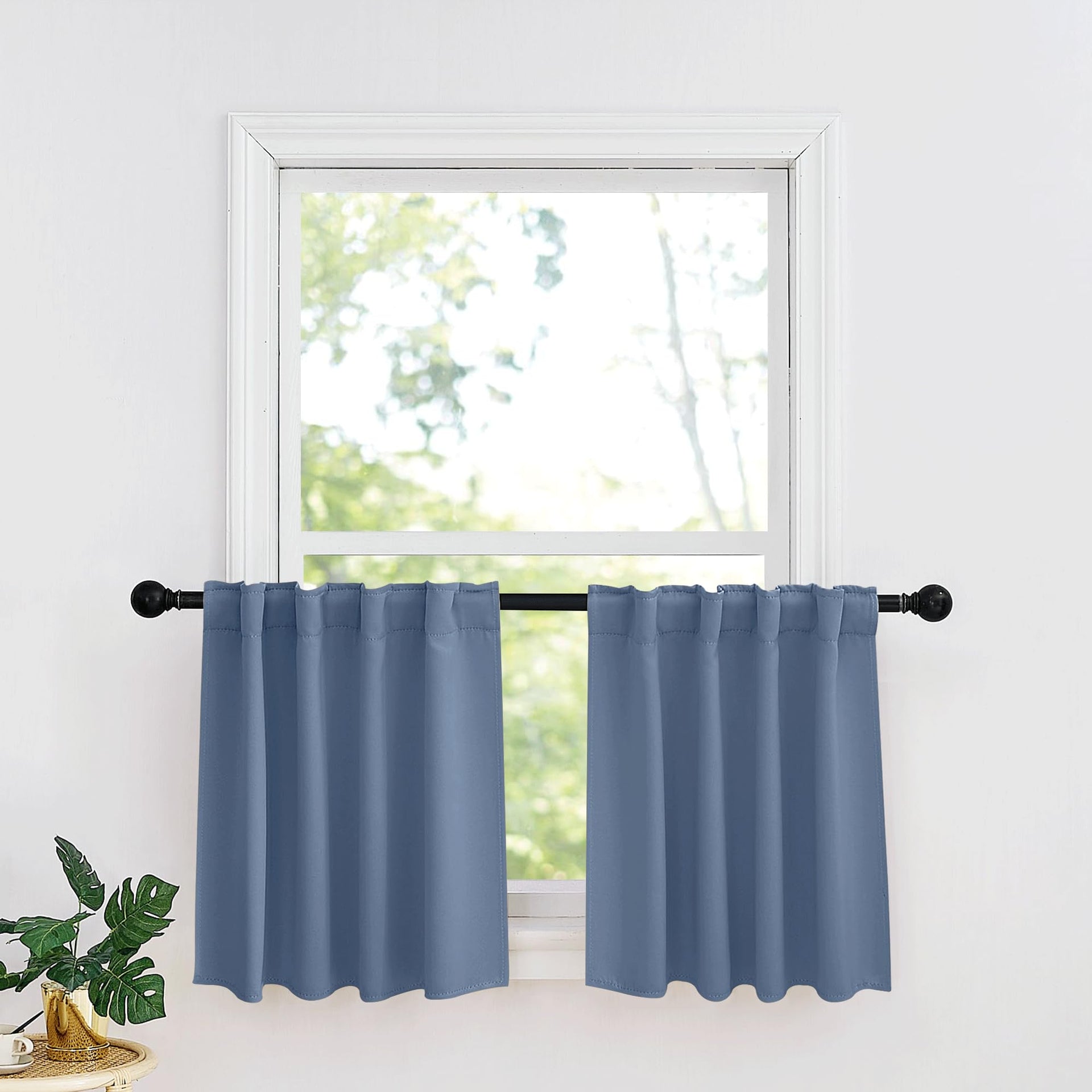 Small Window Curtains (2 Count)