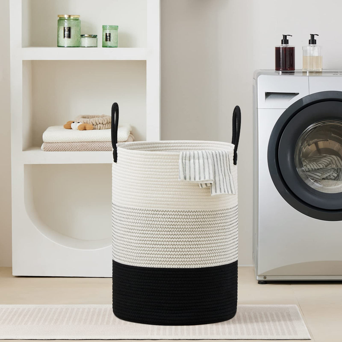 100L Extra Large Woven Laundry Basket Hamper