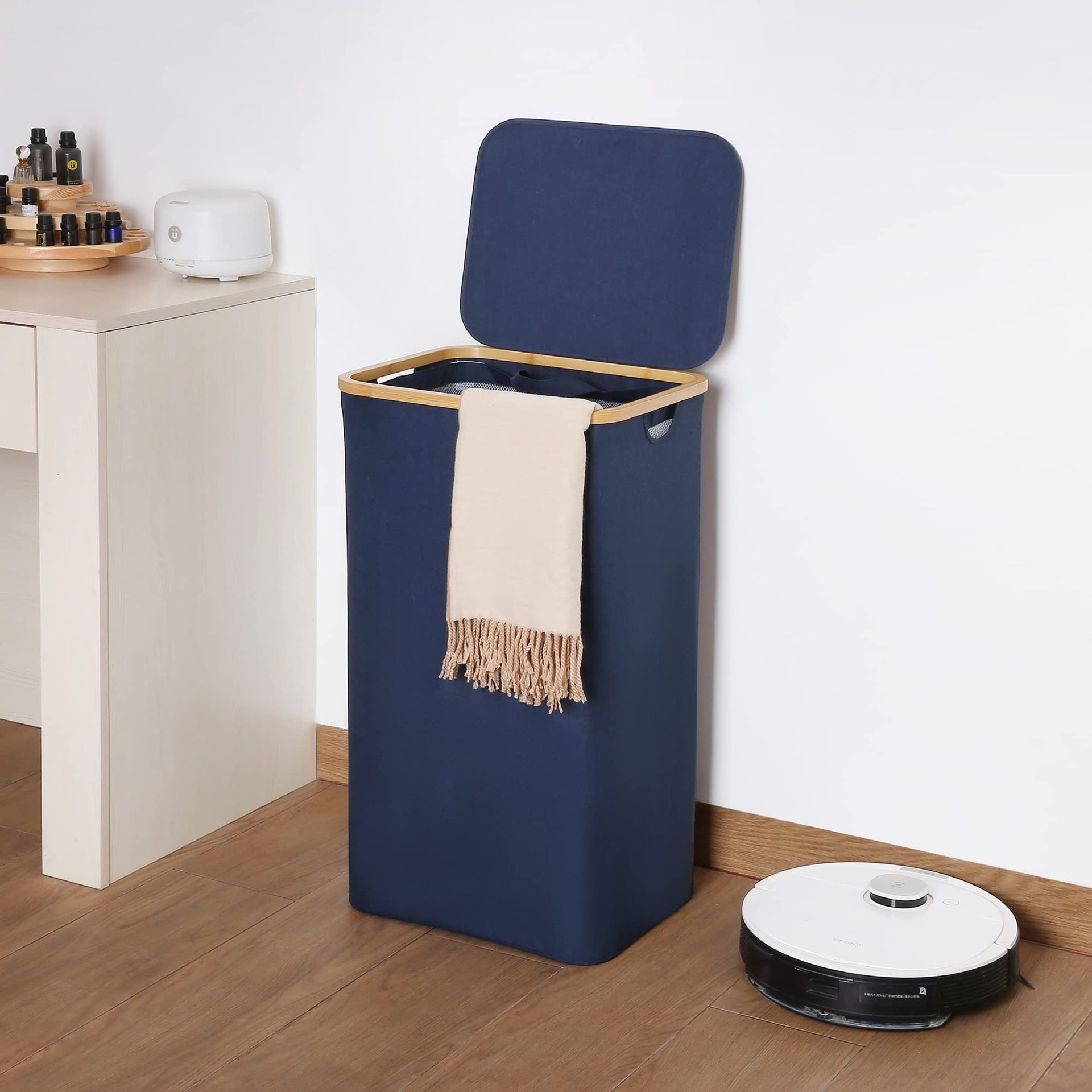 Laundry Basket with Lid and Removable Bag