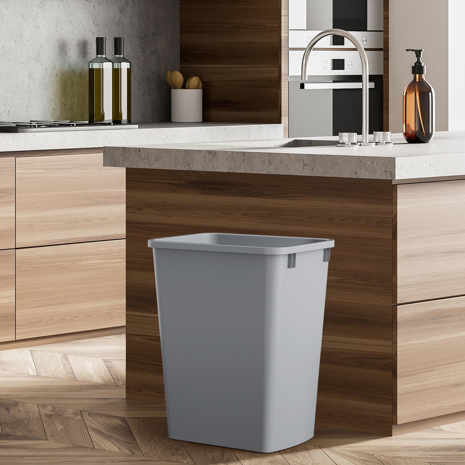 35 Quart Plastic Trash Can (2 Count)