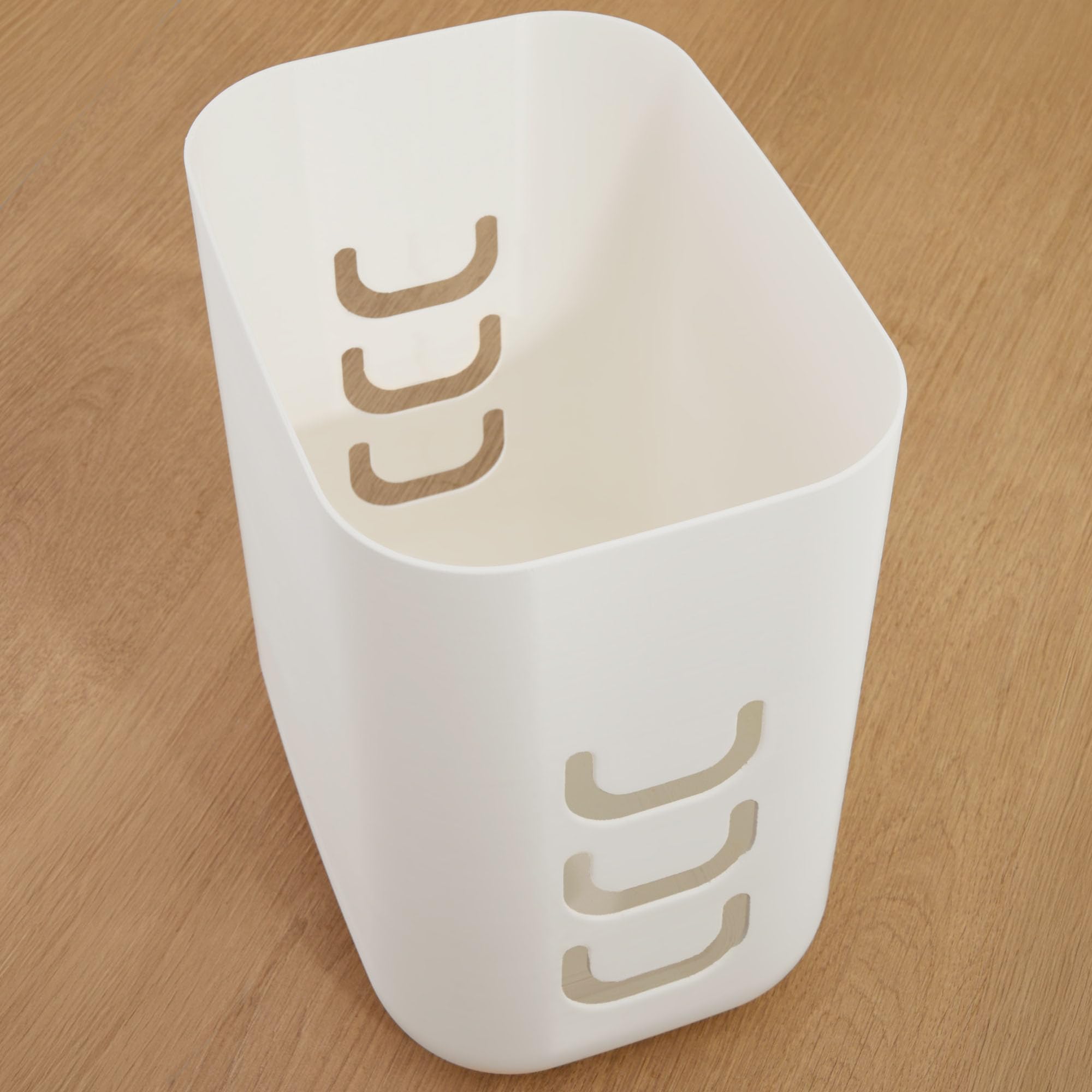 Luup Trash Can