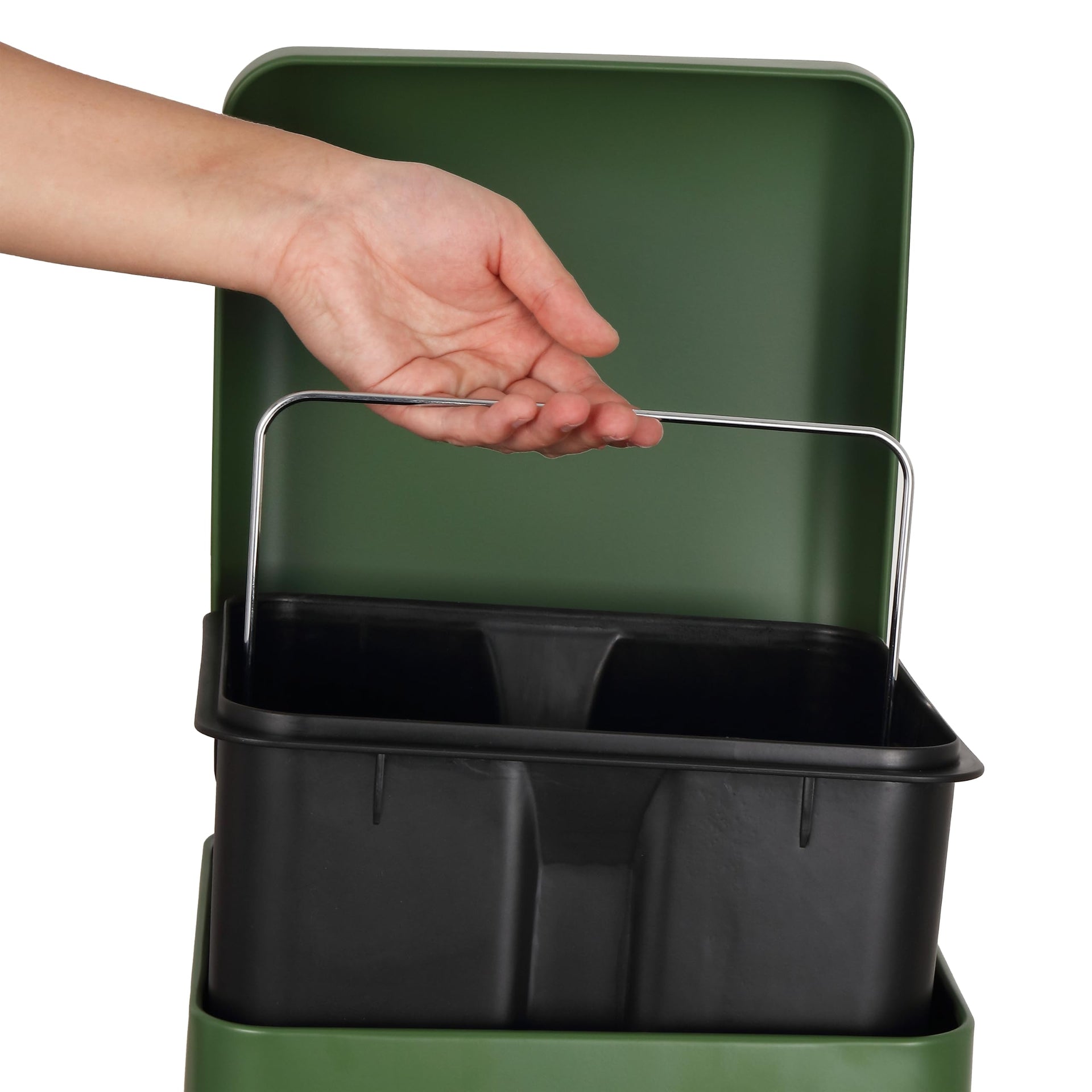 Betty 8 Gal Step Trash Can Soft