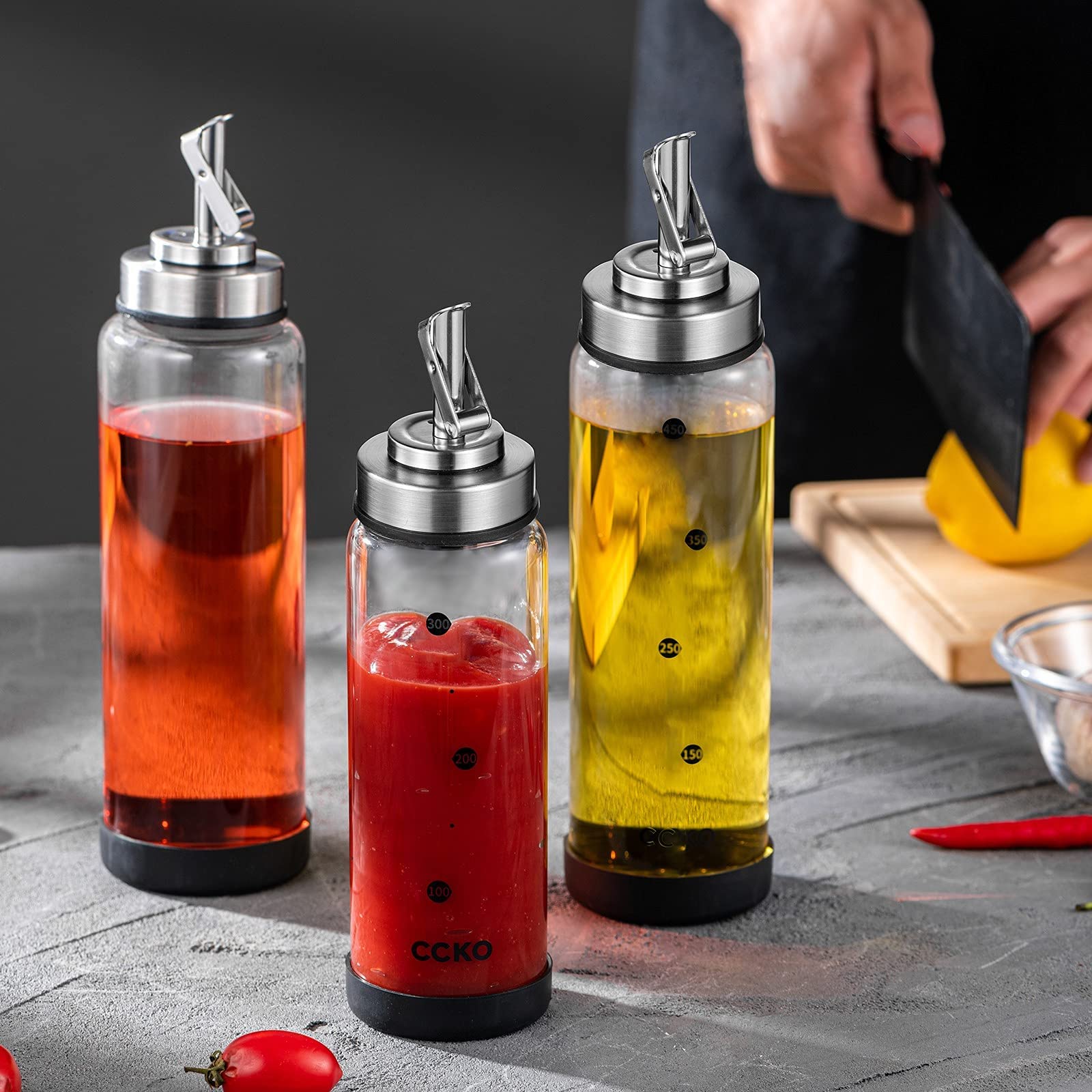 Glass Olive Oil Dispenser Bottle with Stainless Steel Spouts Shatterproof Glass Olive Oil Bottle 350ml Cooking Oil and Vinegar Cruet Bottle Container Carafe for Kitchen