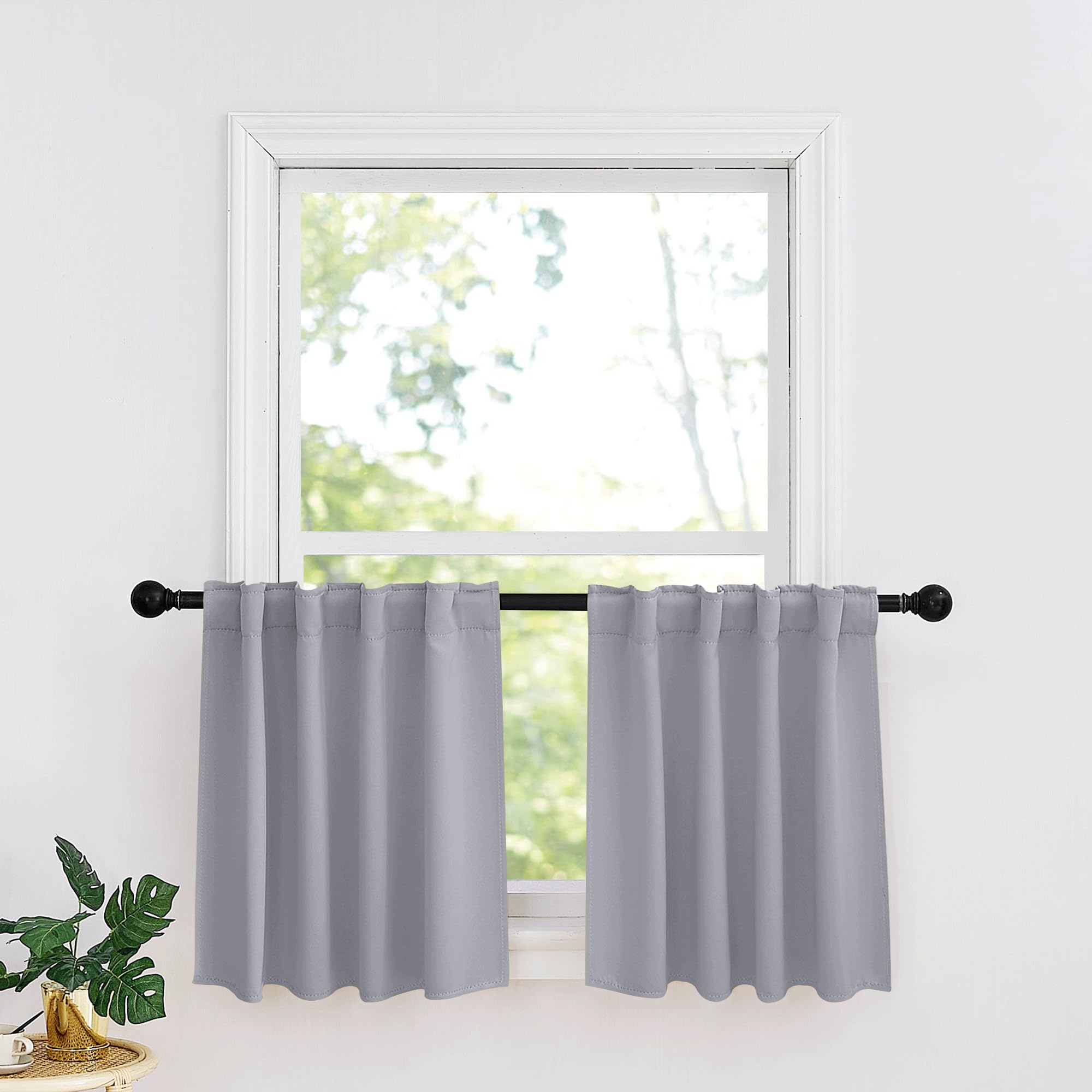 Small Window Curtains (2 Count)