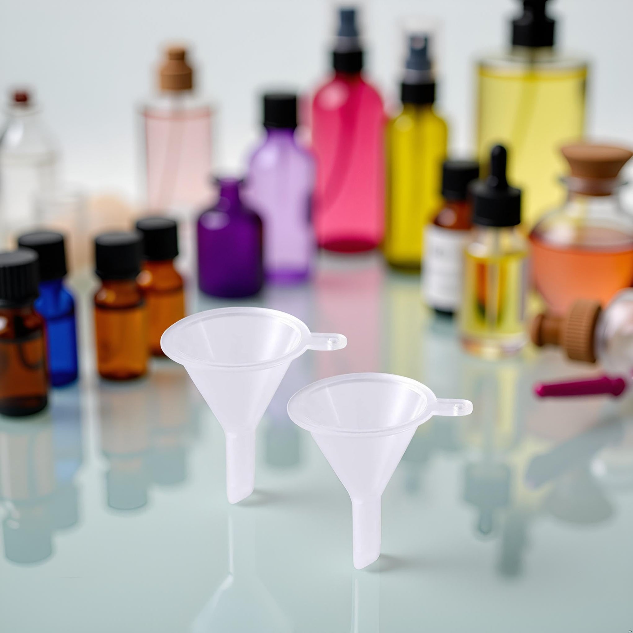 2 Pcs Mini Clear Plastic Funnel for Bottling Cosmetics (2 Count)