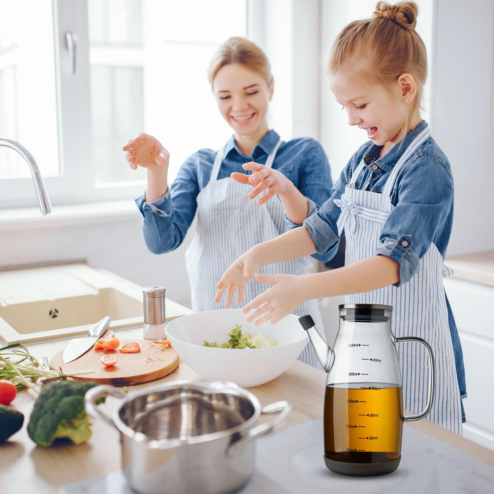 Large Glass Oil Dispenser Bottle for Kitchen Cooking Recipiente Para Aceite De Cocina Olive Oil Vinegar Dispenser Cruet Stainless Steel Lid No Drip Liquid Container