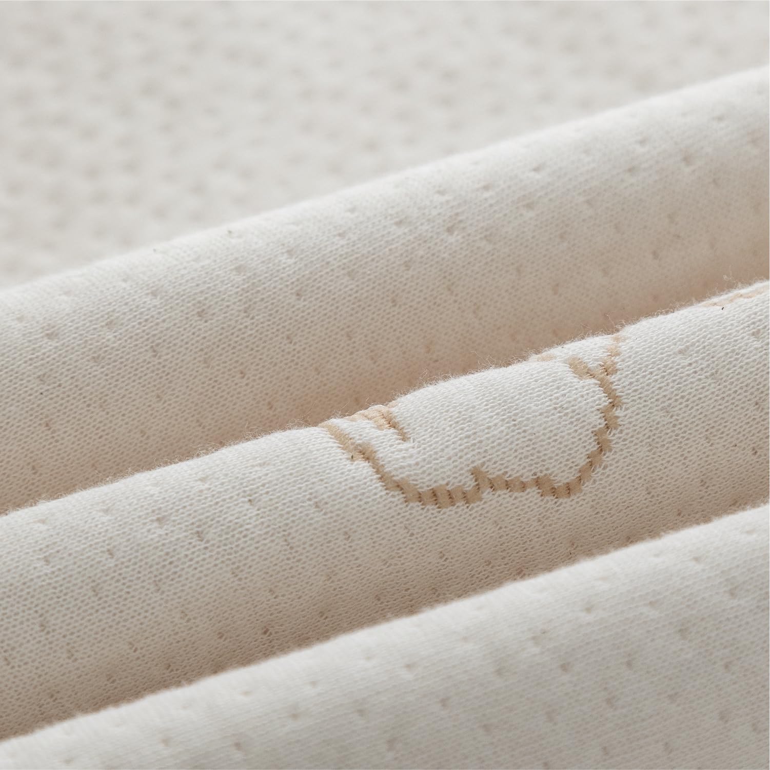 Organic Cotton Surface Waterproof Mattress Protector Twin XL for College Dorm Room Essentials