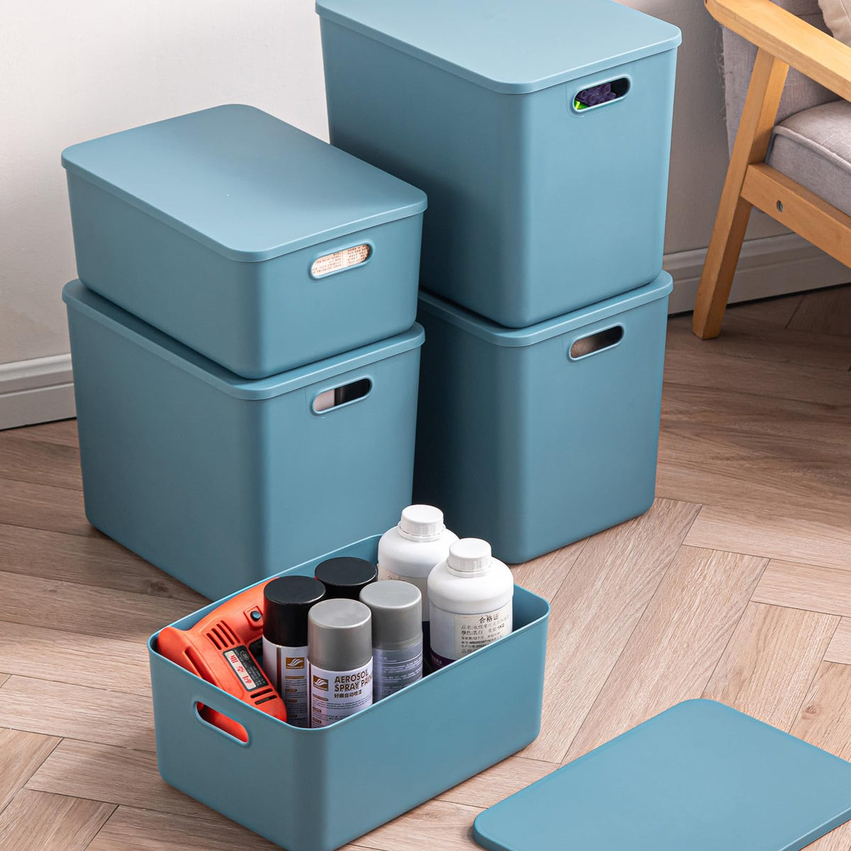 Plastic Storage Bins with lids (3 Count)