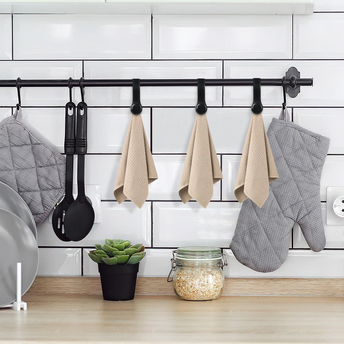 4 PCS Genuine Leather Towel Clips for Kitchen (4 Count)