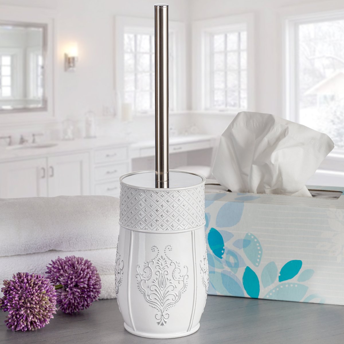 Vintage White Toilet Brush Set