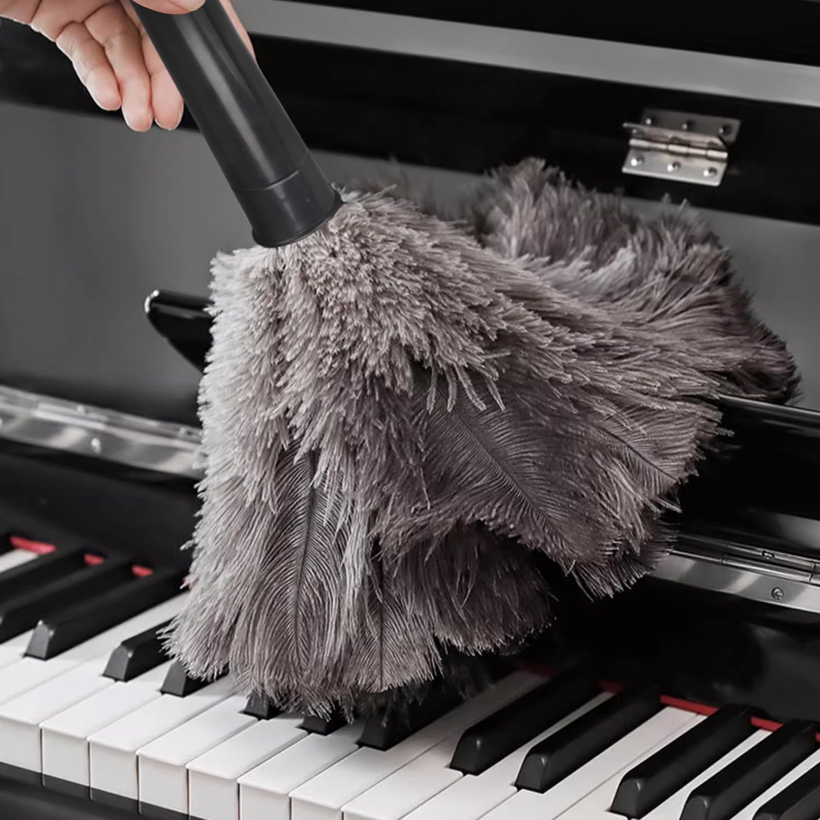 Retractable Feather Duster