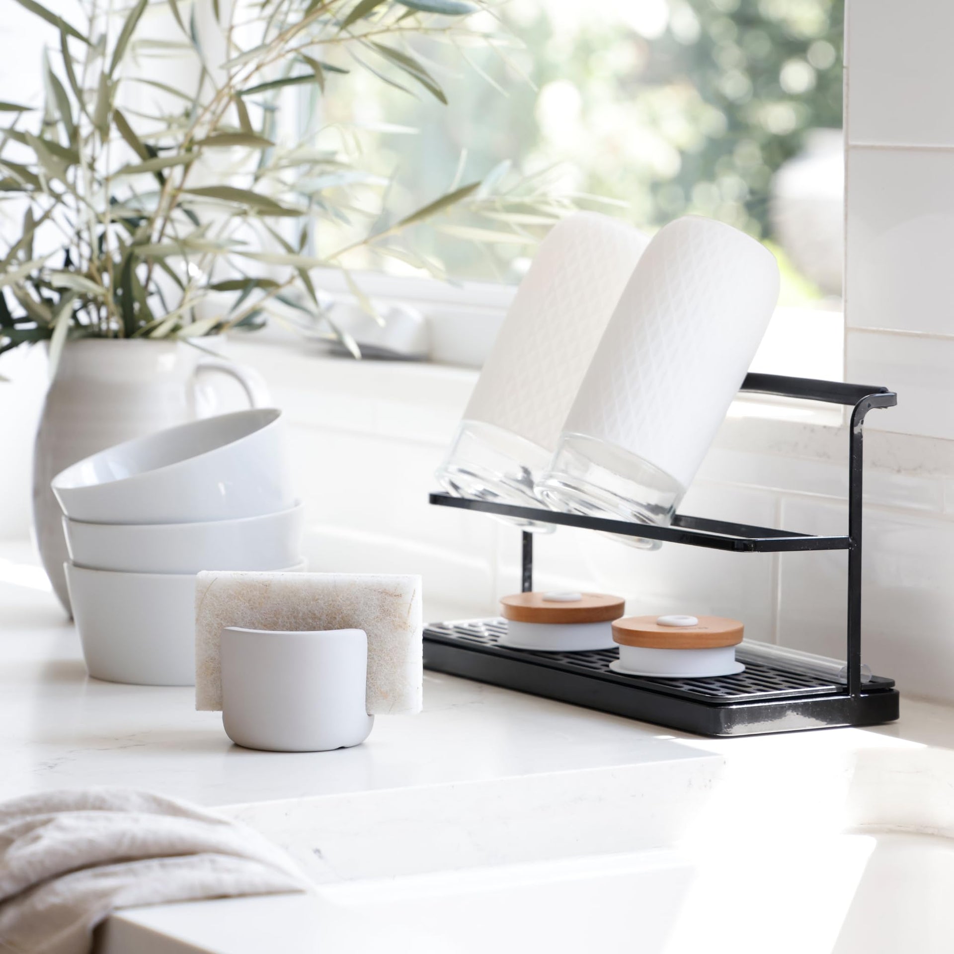 Diatomite Stoneware Sponge Holder & Sink Caddy