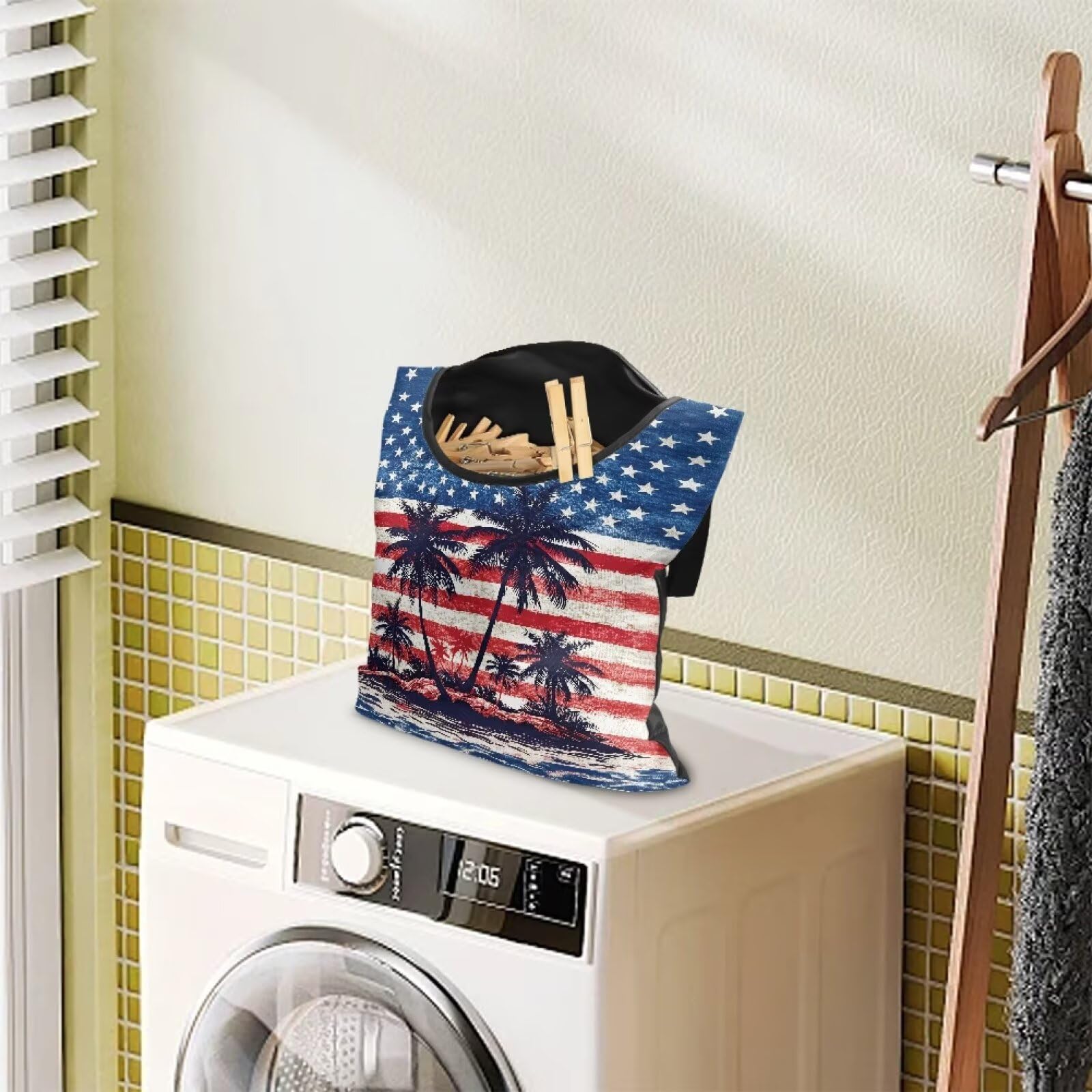 American Flag Clothes Pin Bag to Hang On Line Palm Tree Reusable Clothespin Holder Laundry Room Clothespin Holder with Large Opening Space