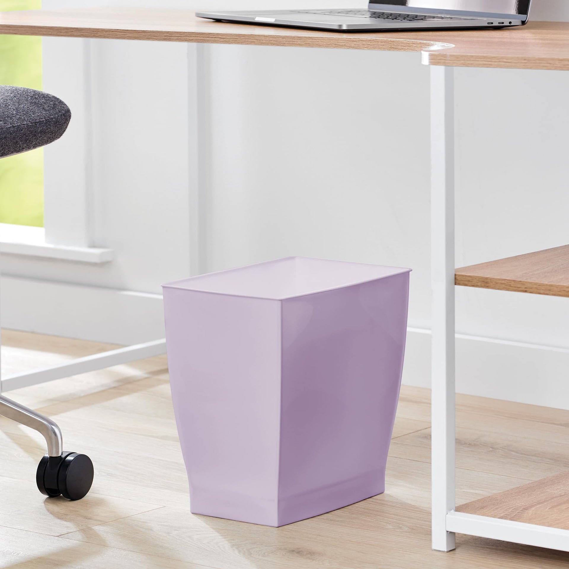 Small Plastic Bathroom Trash Can