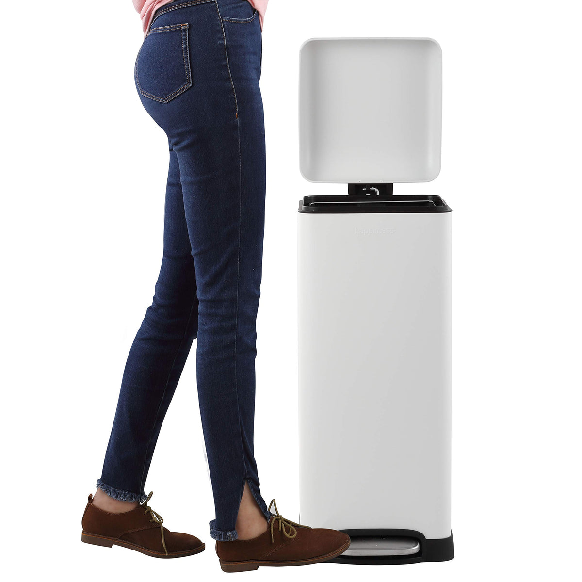 Betty 8 Gal Step Trash Can Soft
