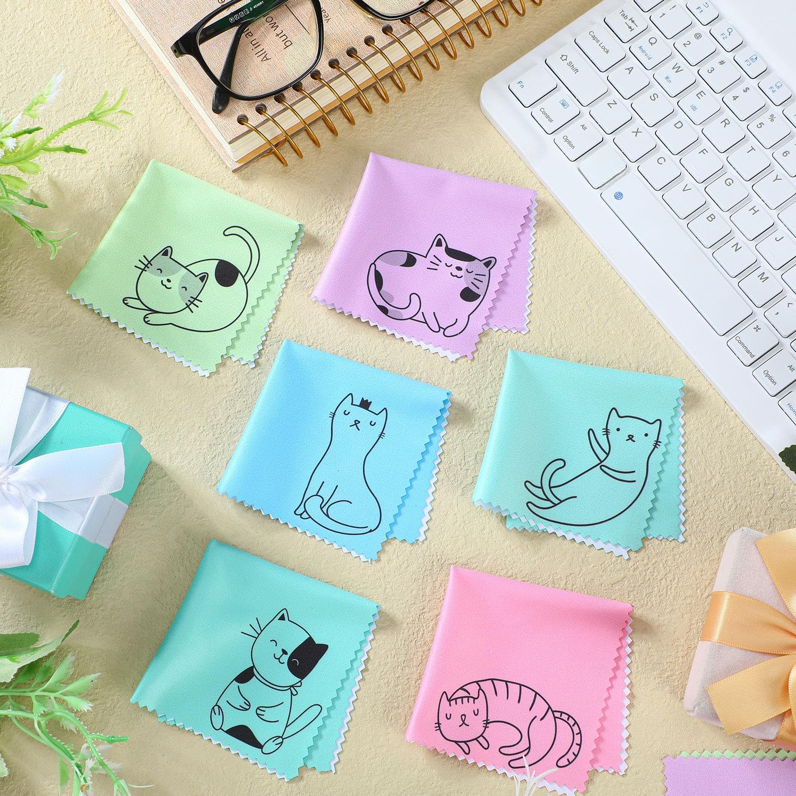 20 Pcs Microfiber Cleaning Cloth Cute Kitty Cat Design Microfiber Cloth Gift Soft Multicolor Glasses Cleaner for Eyeglasses Camera Lens Cell Phone Screens Glasses