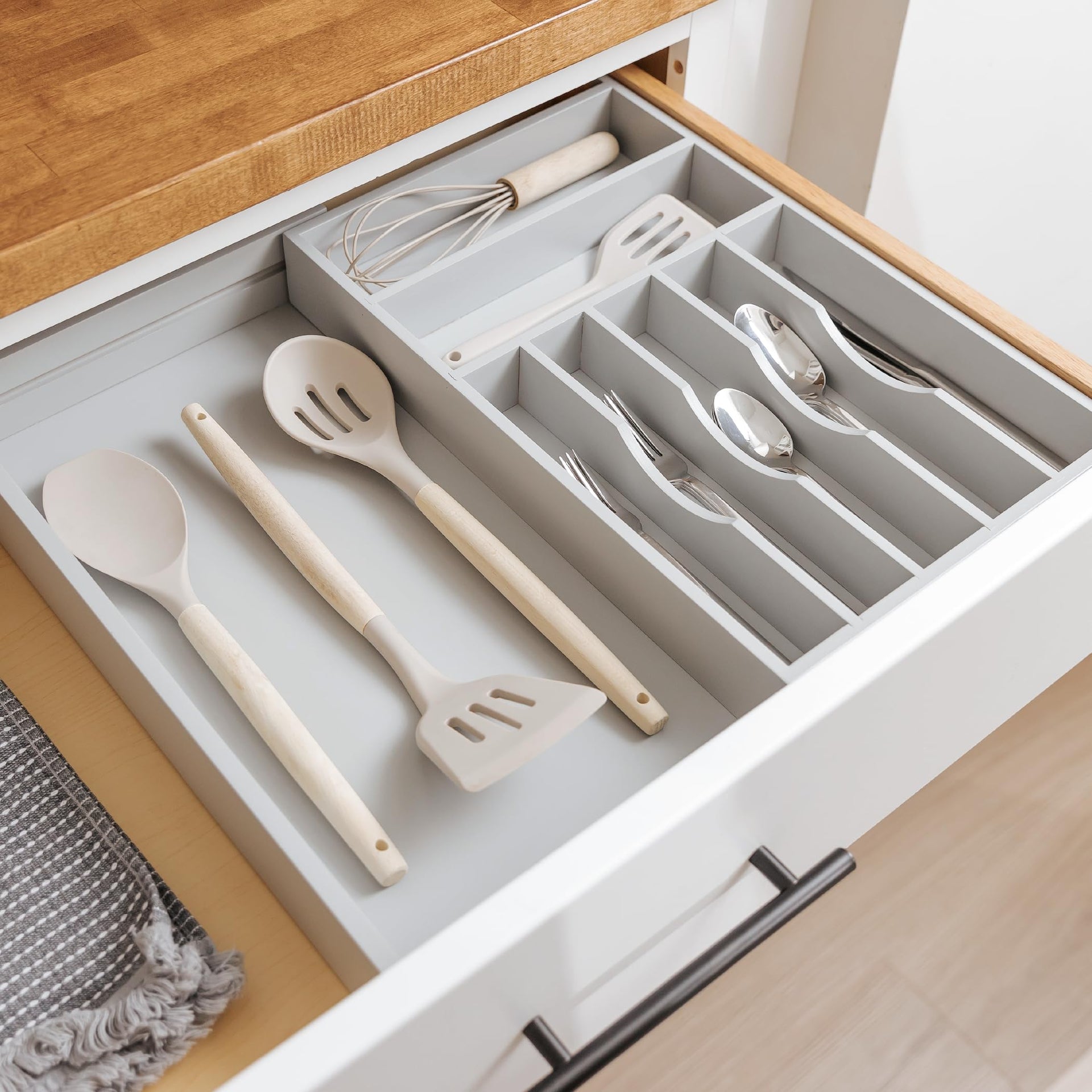 Silverware & Utensil Drawer Organizer