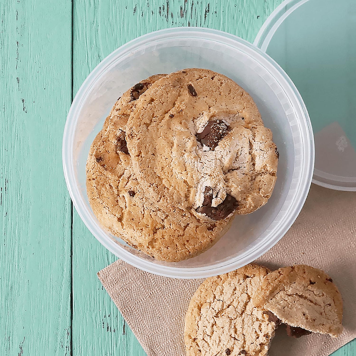 32oz 240 ct] Clear PP Injection Molded Round Deli Containers with Lids (240 Count)