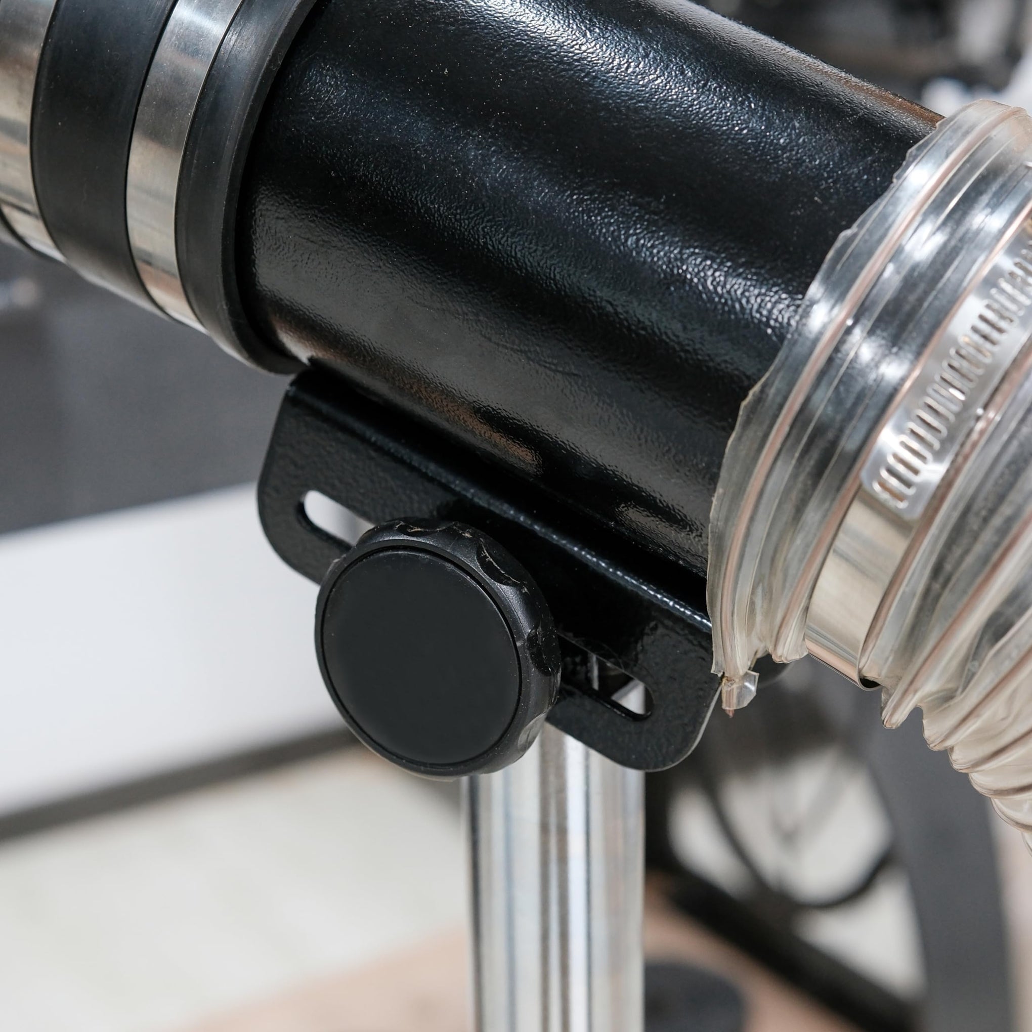 Deluxe Variable Height Dust Extraction Hood with Flexible Rubber Cuff for Interchangable Dust Hood