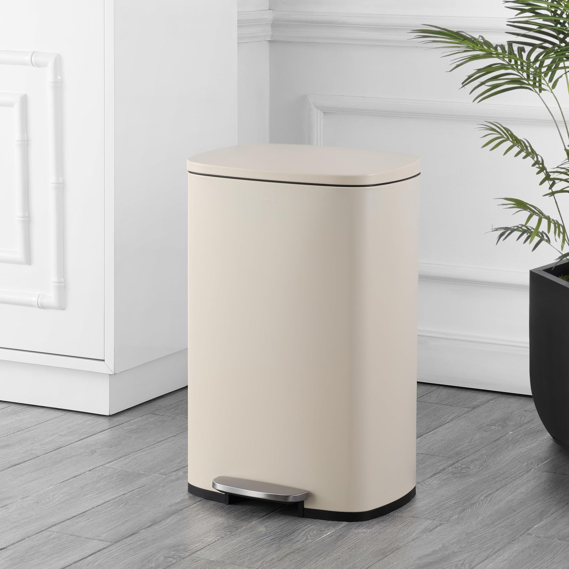 Connor 2 Piece Iron Trash Can (2 Count)