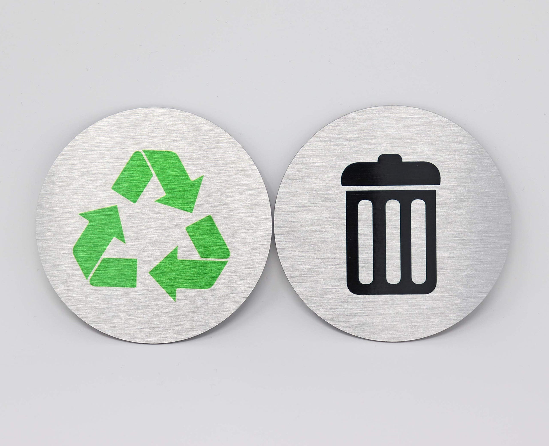 Metal Trash & Recycling Signs (2 Count)