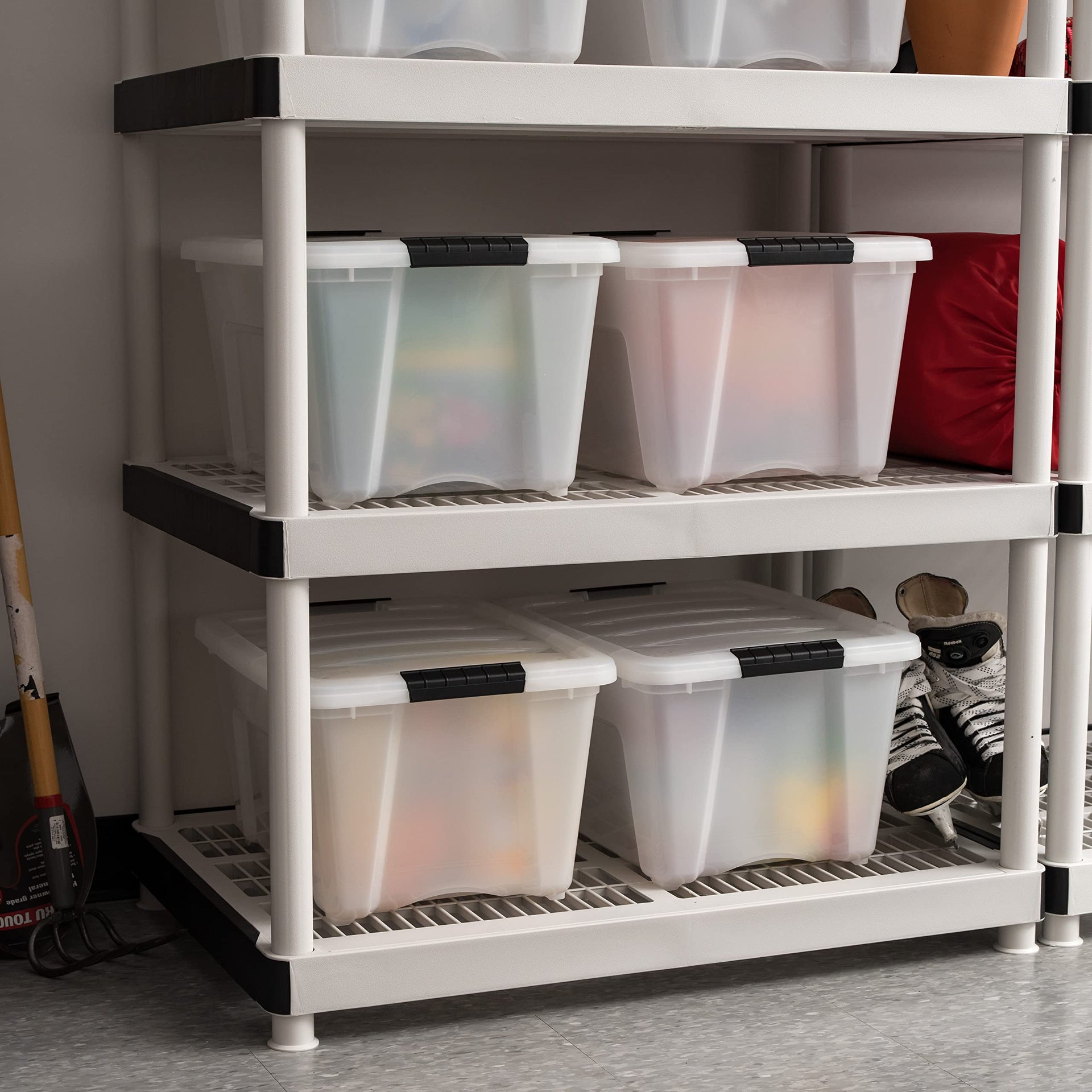 4 Pack 32 Quart Storage Bins with Lids (4 Count)