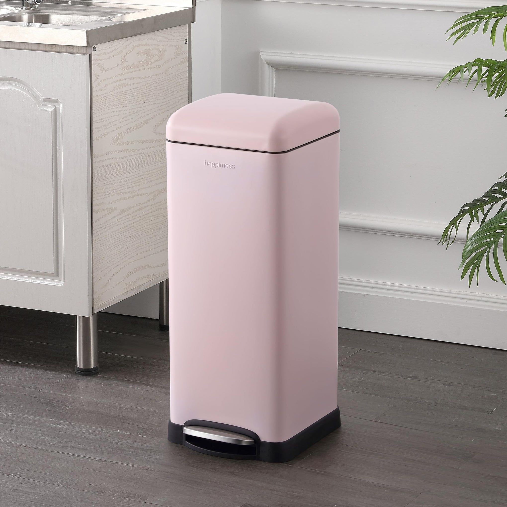 Betty 8 Gal Step Trash Can Soft