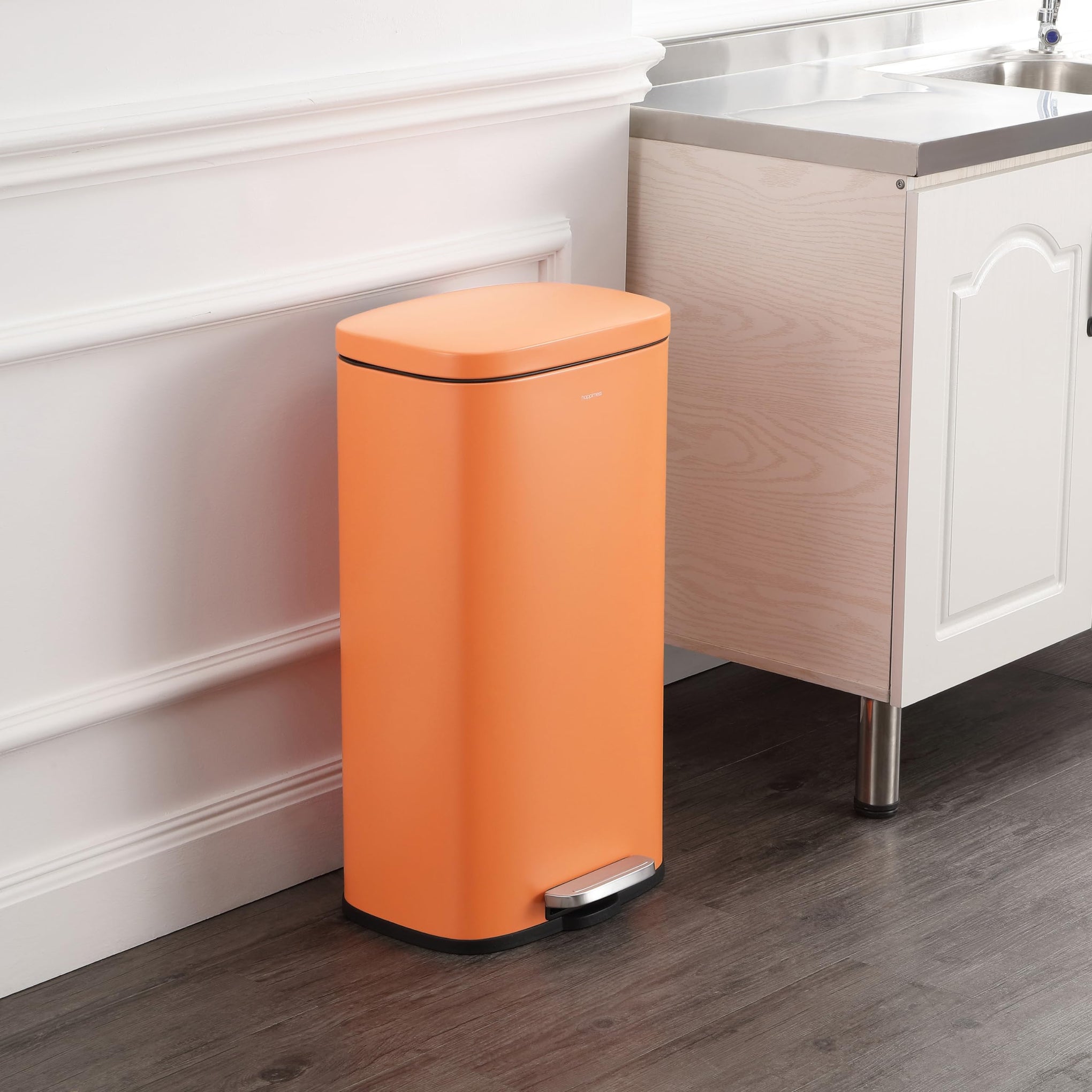 Curtis 8 Gal Step Trash Can Soft Close 25"